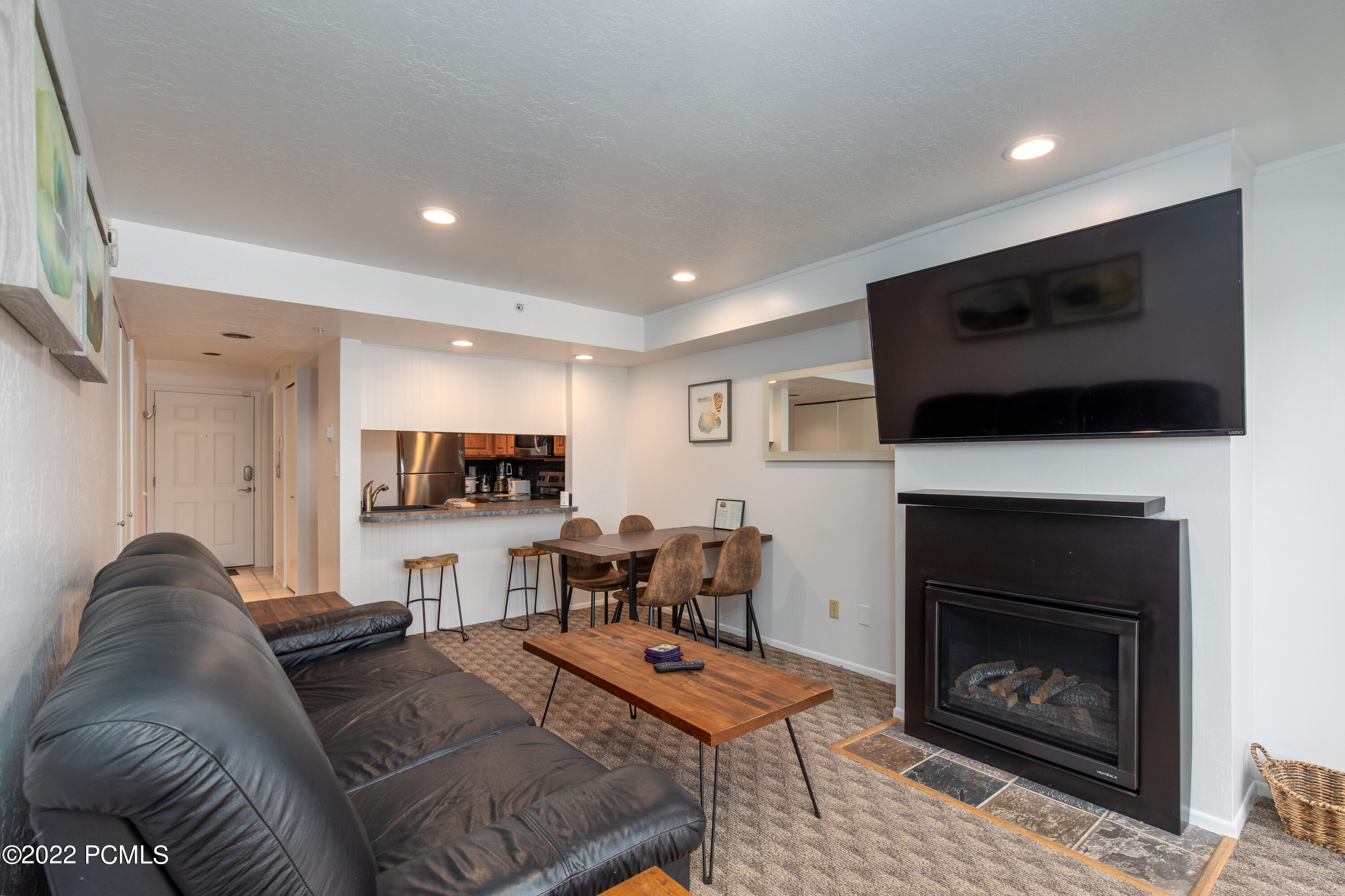 2000 Prospector Avenue 409
