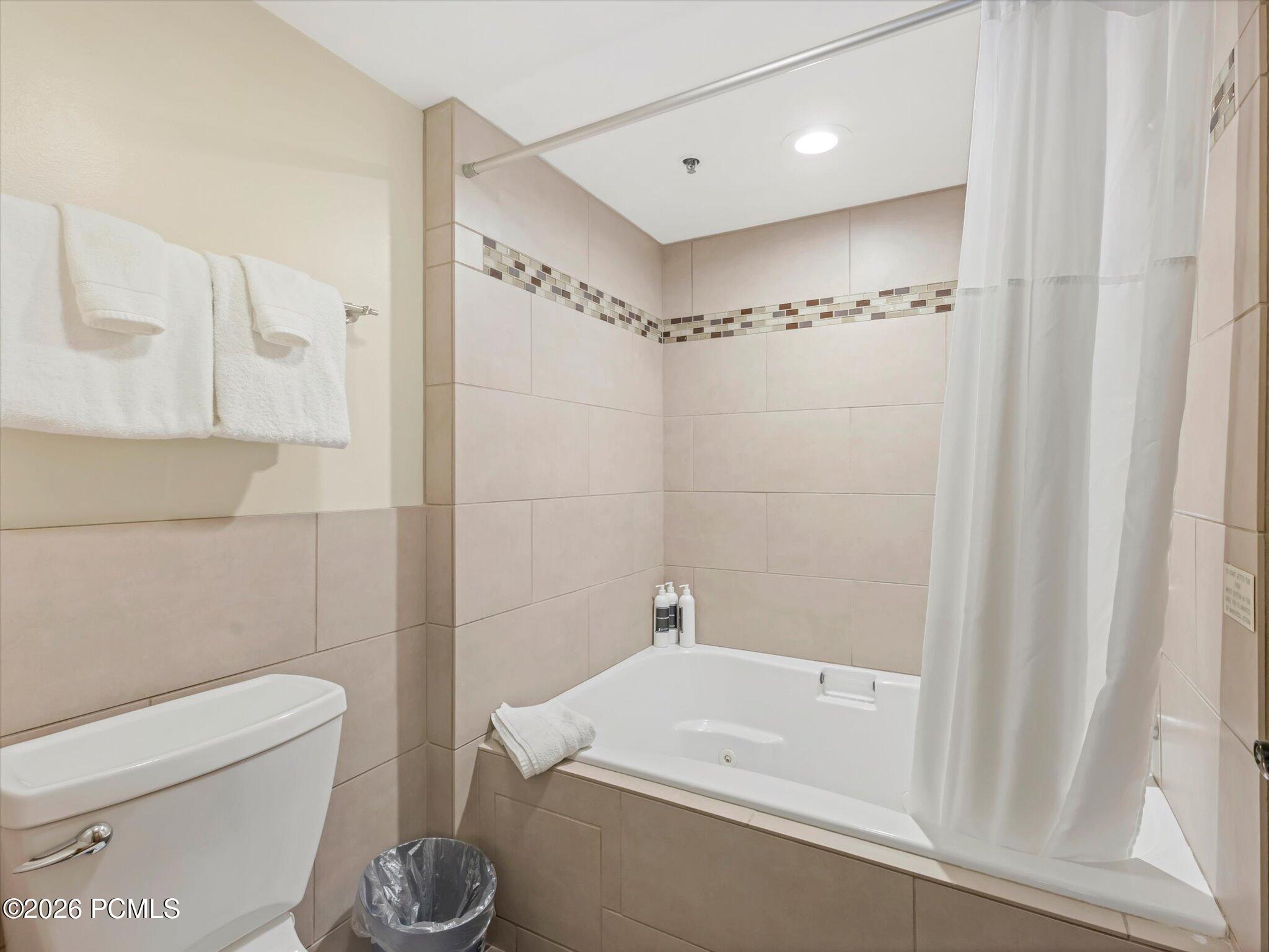 1485 Empire Drive 215