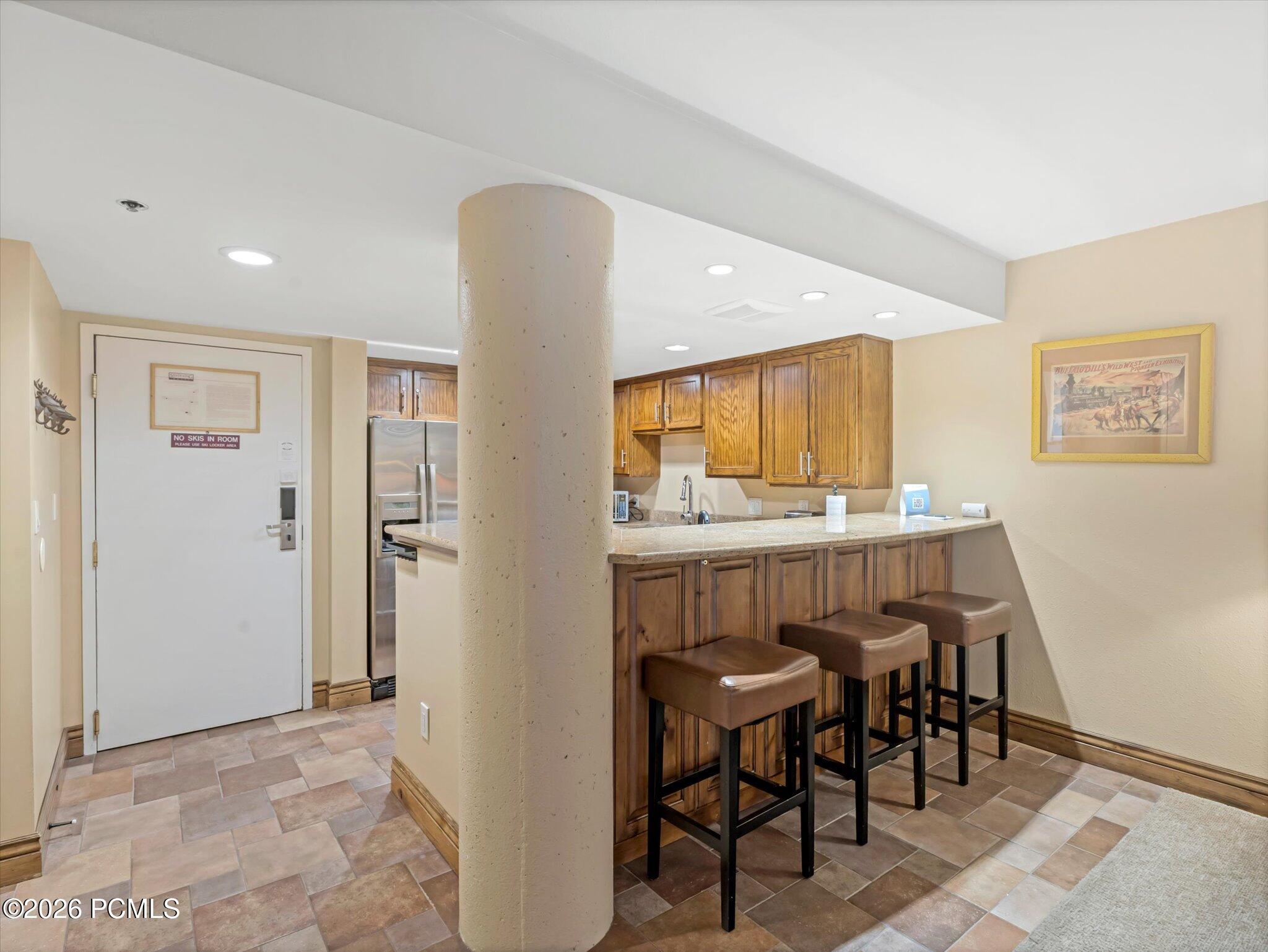 1485 Empire Drive 215