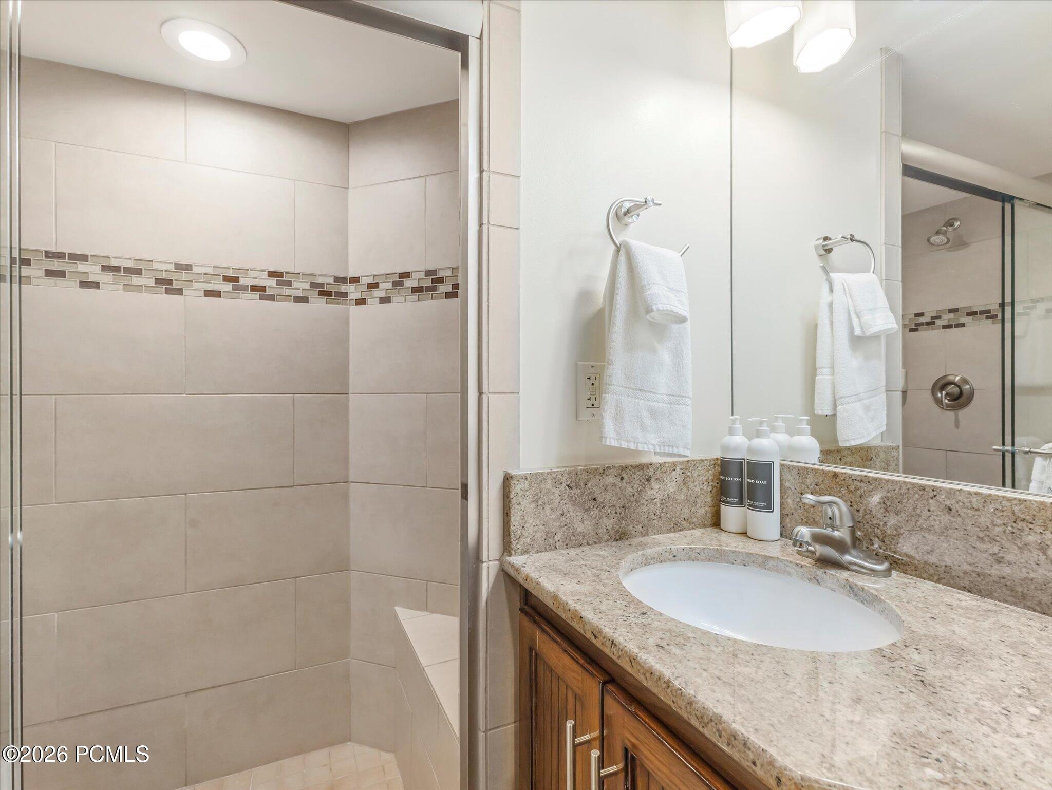 1485 Empire Drive 215