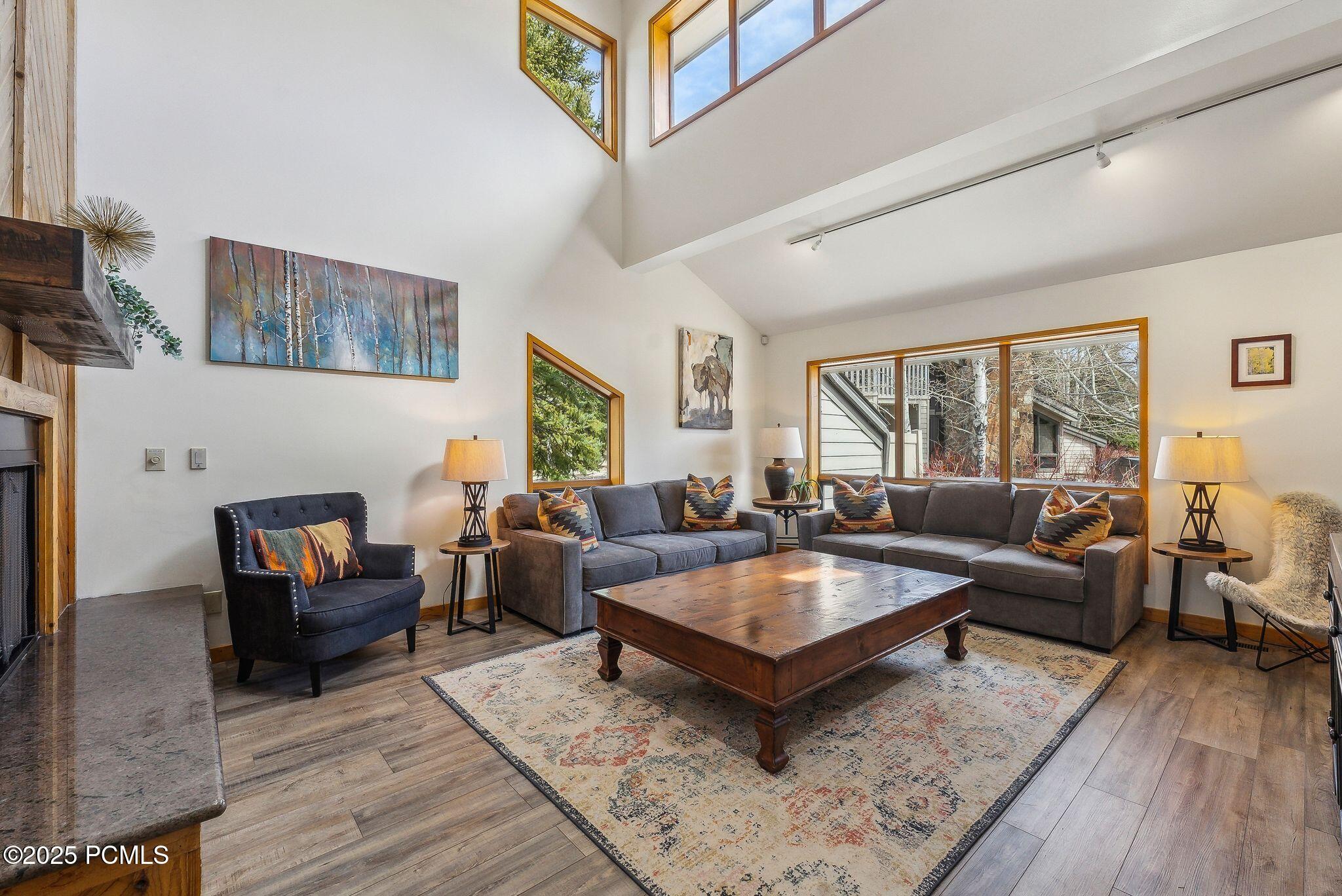 1450 Deer Valley Drive