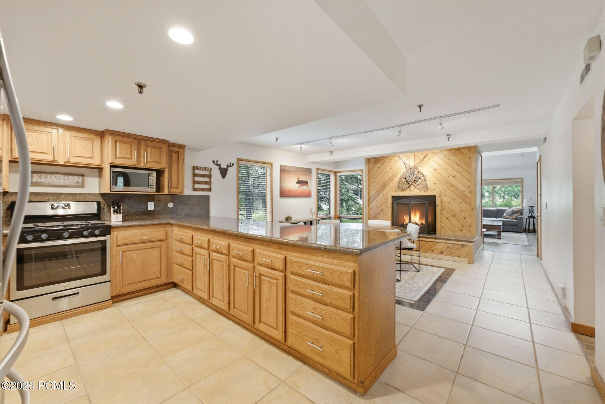 1450 Deer Valley Drive