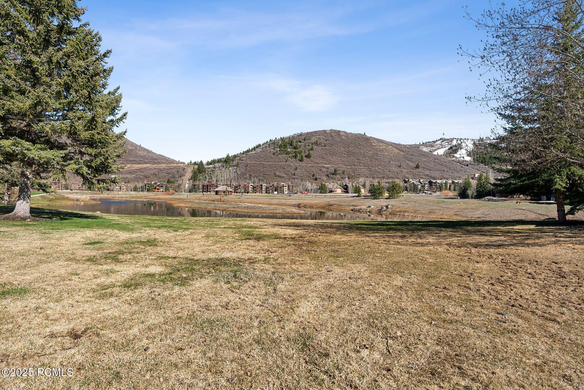 1450 Deer Valley Drive