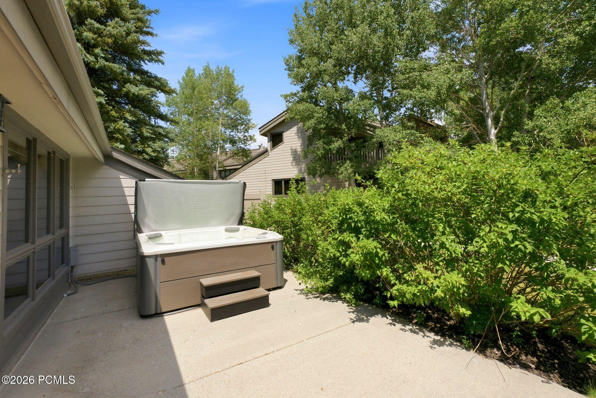 1450 Deer Valley Drive