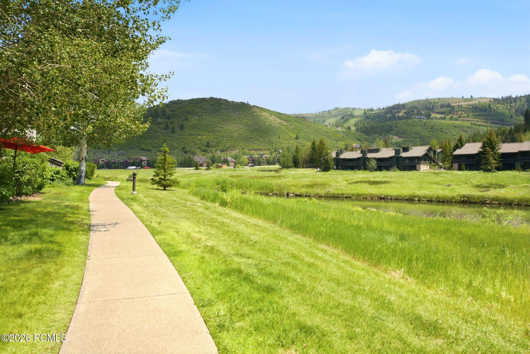 1450 Deer Valley Drive