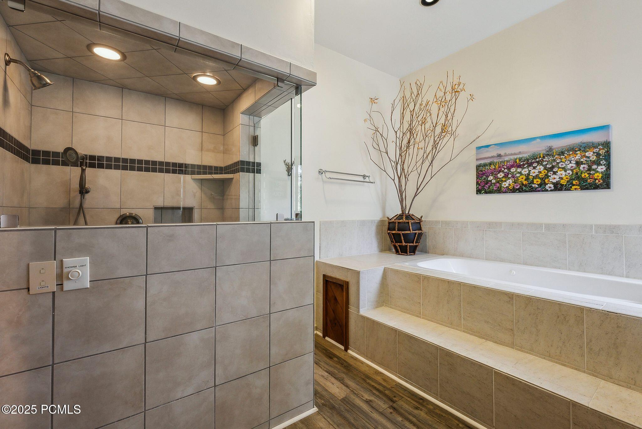 1450 Deer Valley Drive