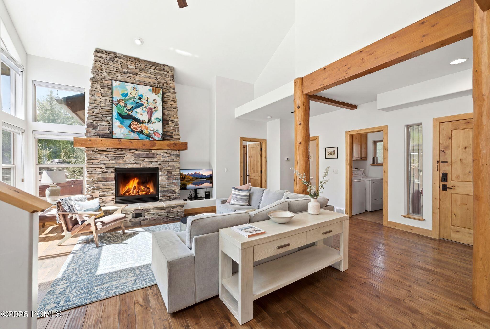 3446 W Cedar Drive