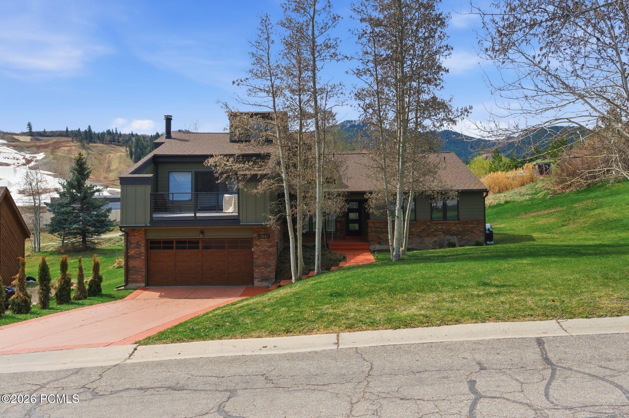 3861 Silver Spur Circle
