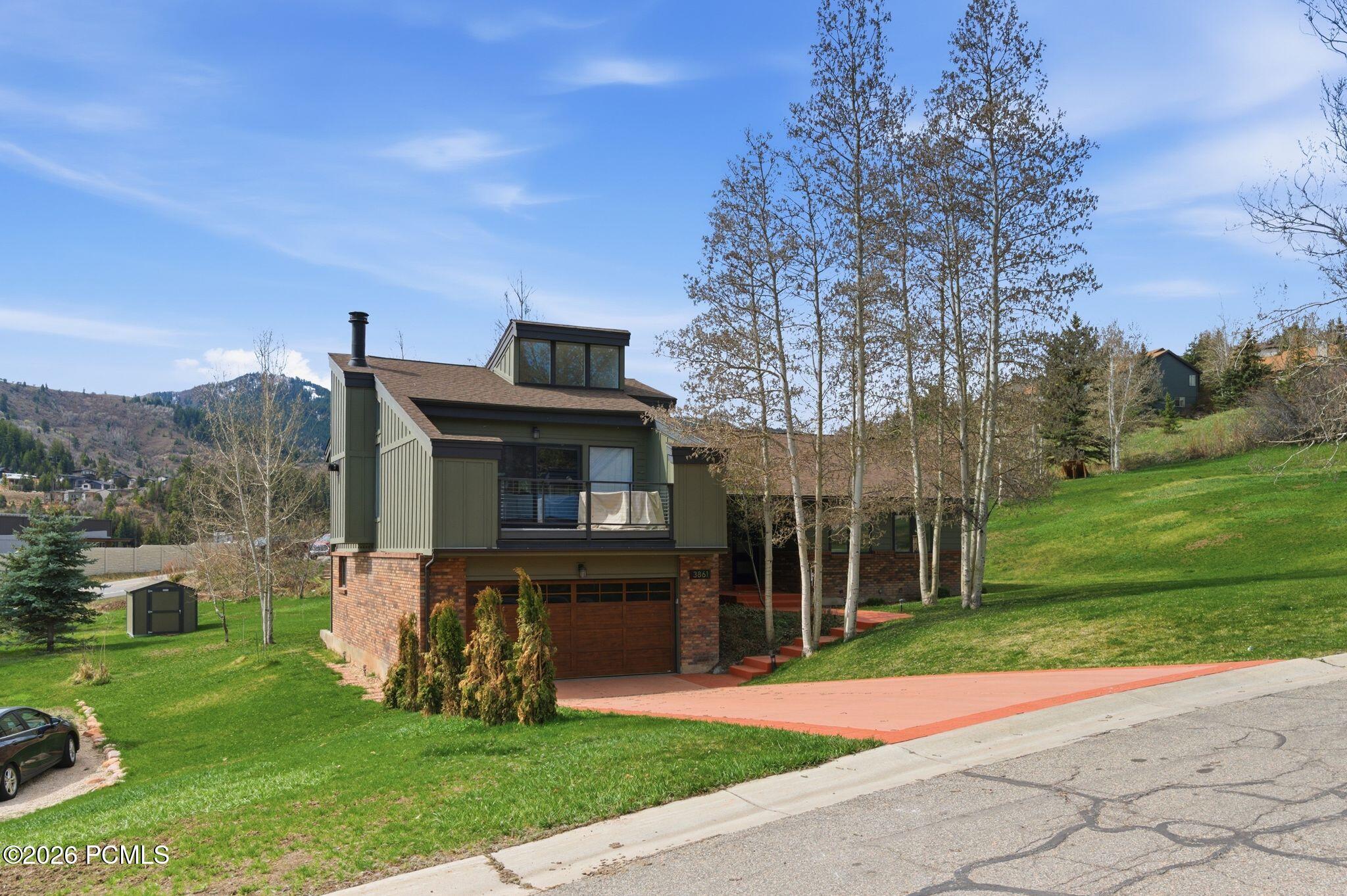 3861 Silver Spur Circle