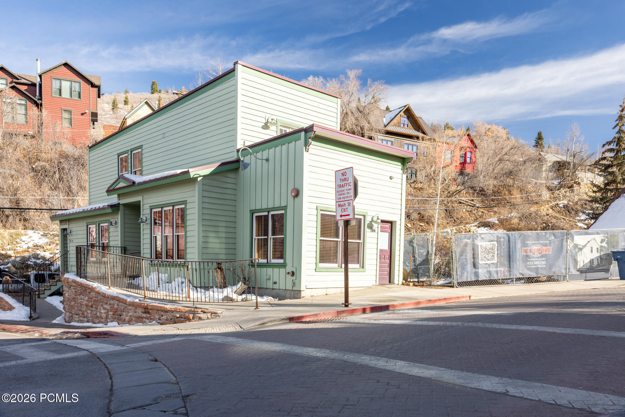 186 Main Street