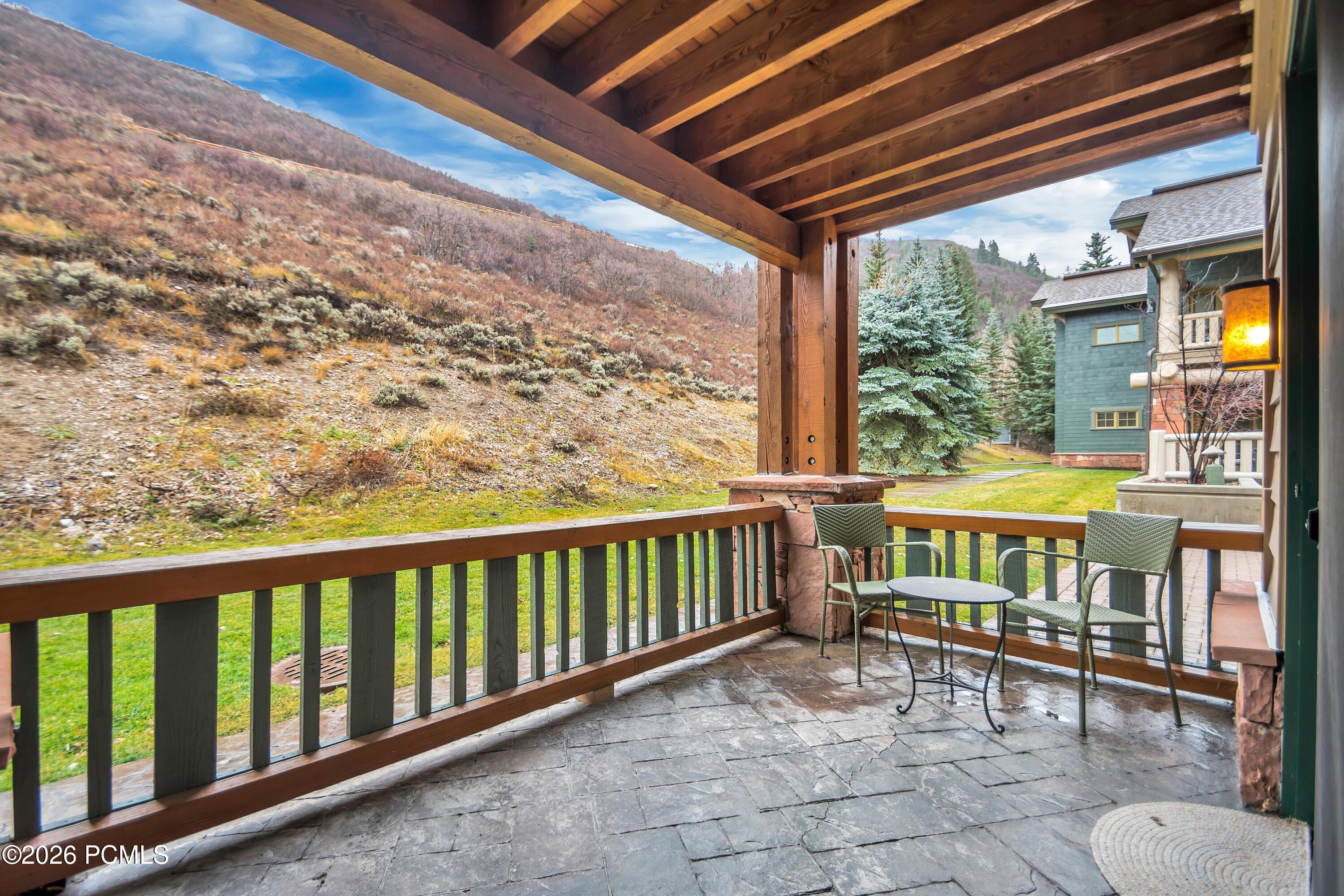 2900 E Deer Valley Drive B218/220
