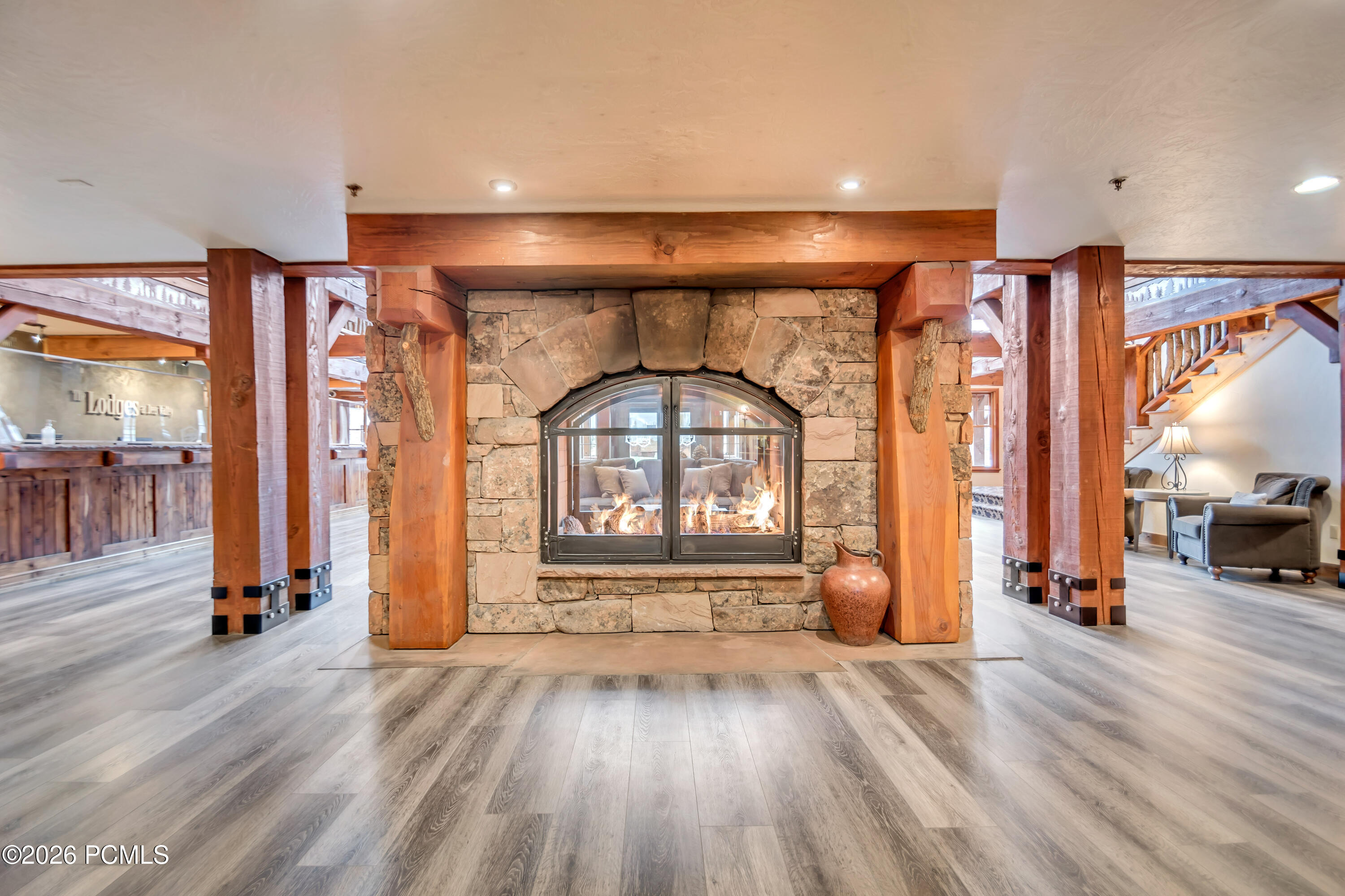 2900 E Deer Valley Drive B218/220