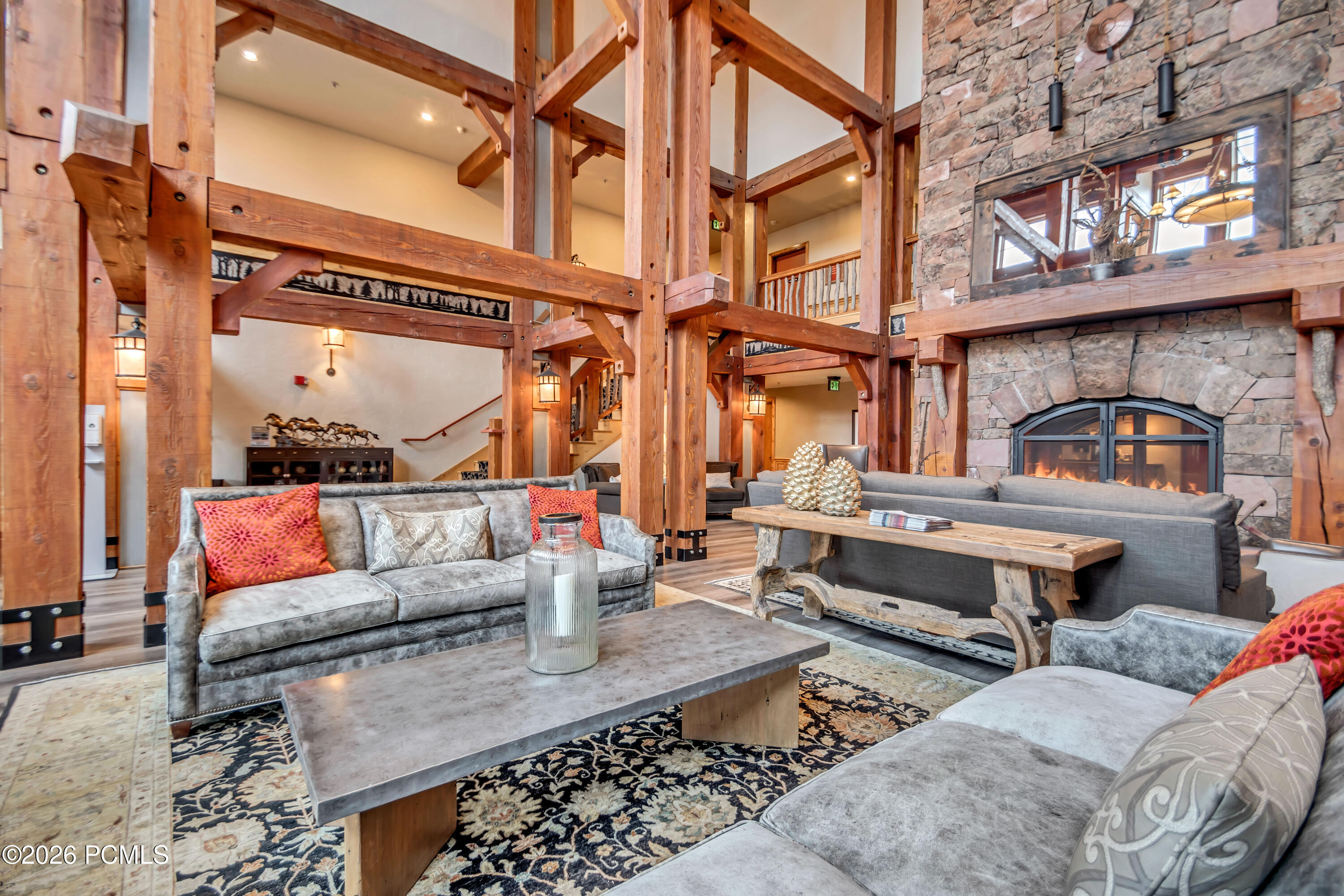 2900 E Deer Valley Drive B218/220