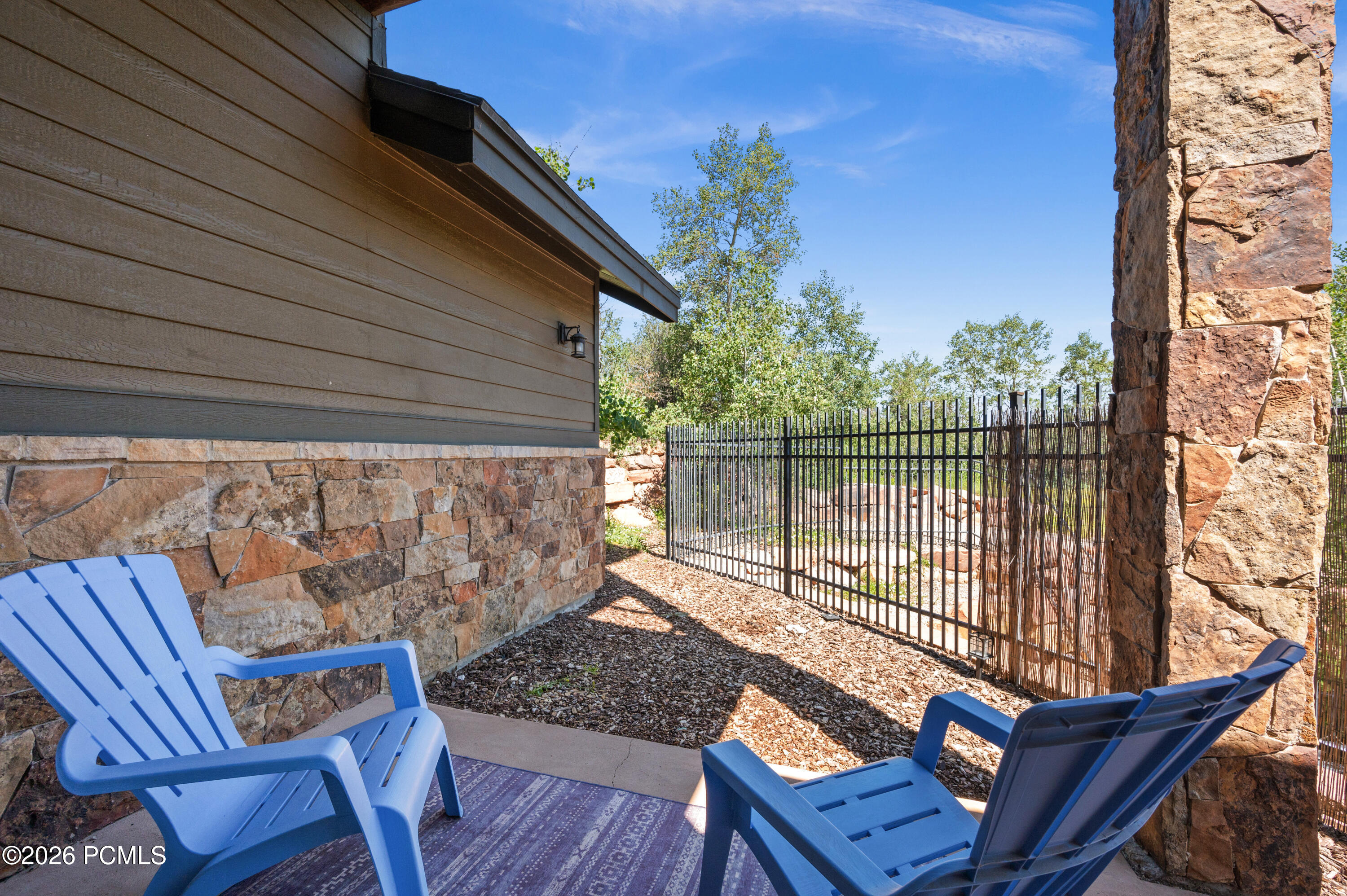 5461 N Luge Lane 2104