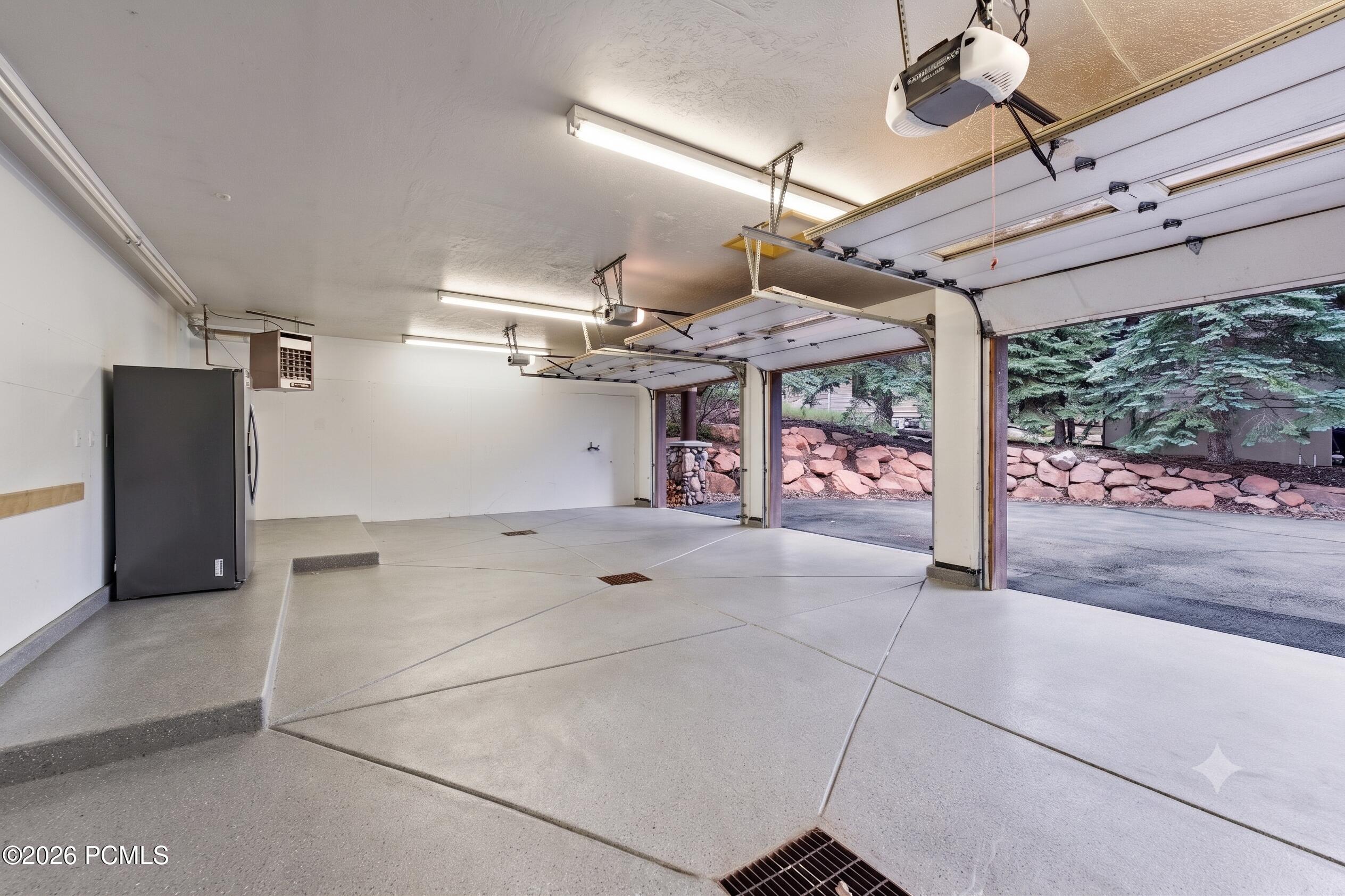 2505 Silver Cloud Drive