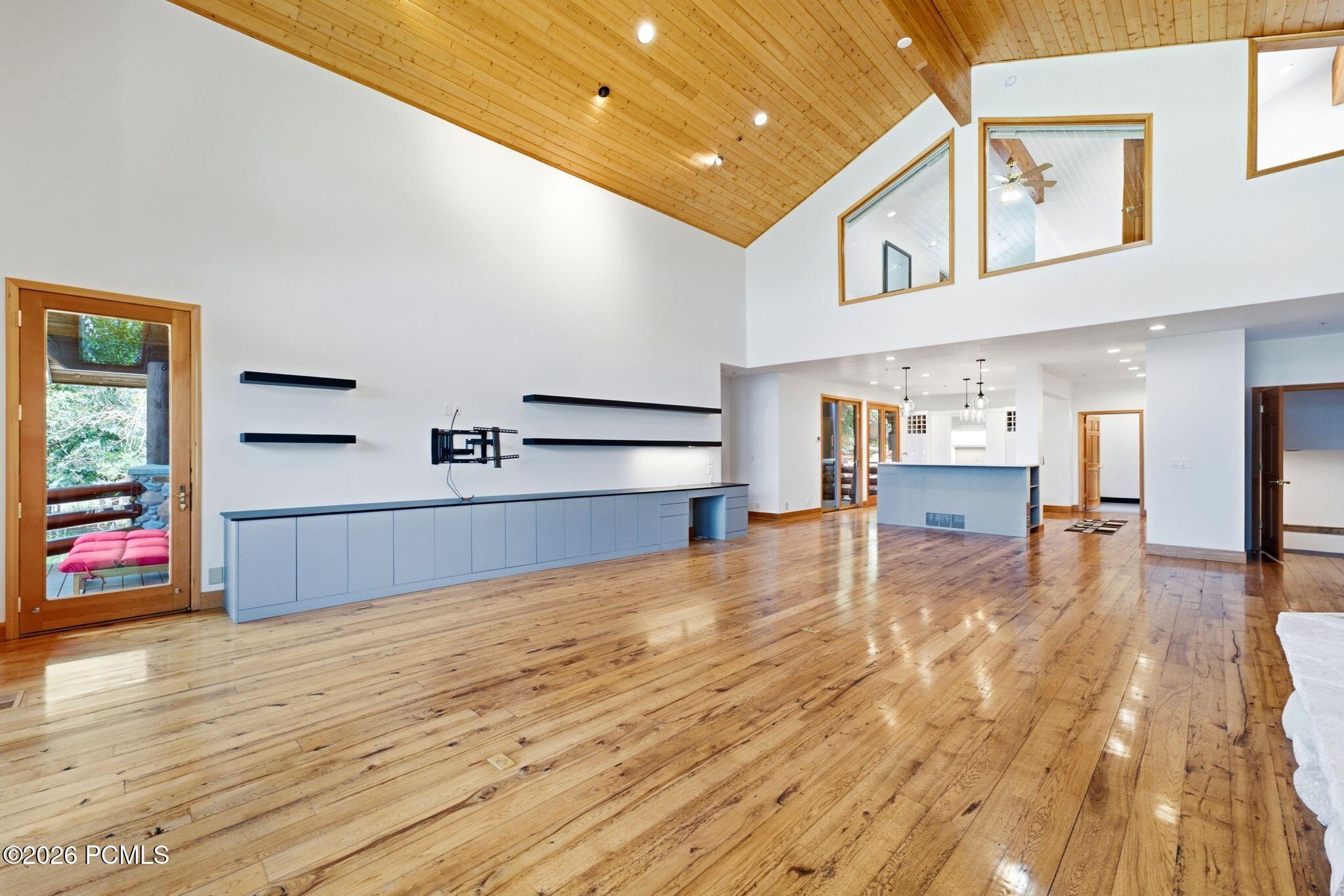 2505 Silver Cloud Drive