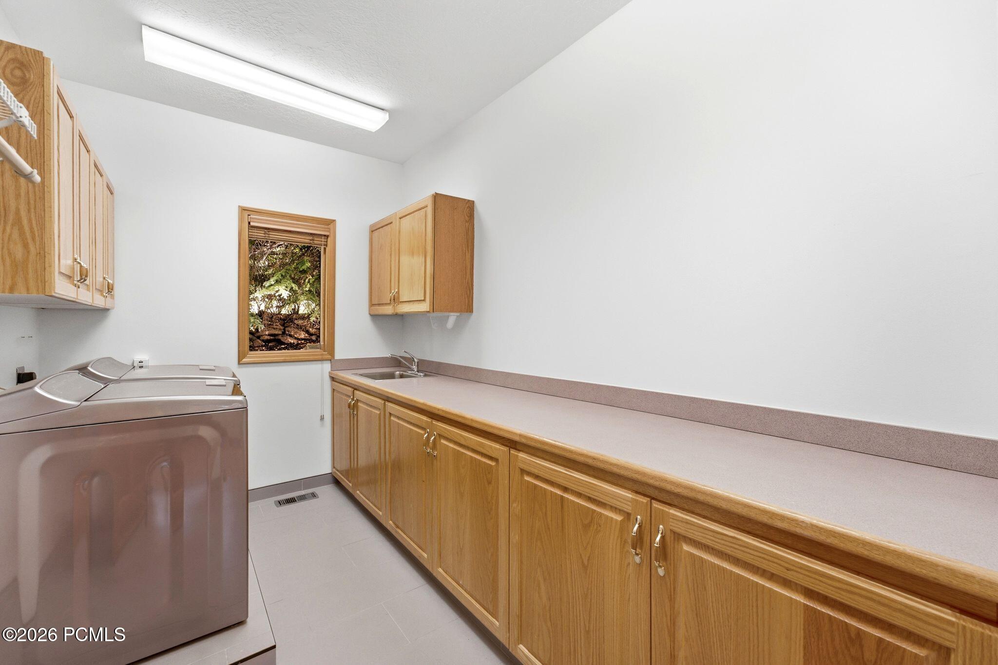 2505 Silver Cloud Drive