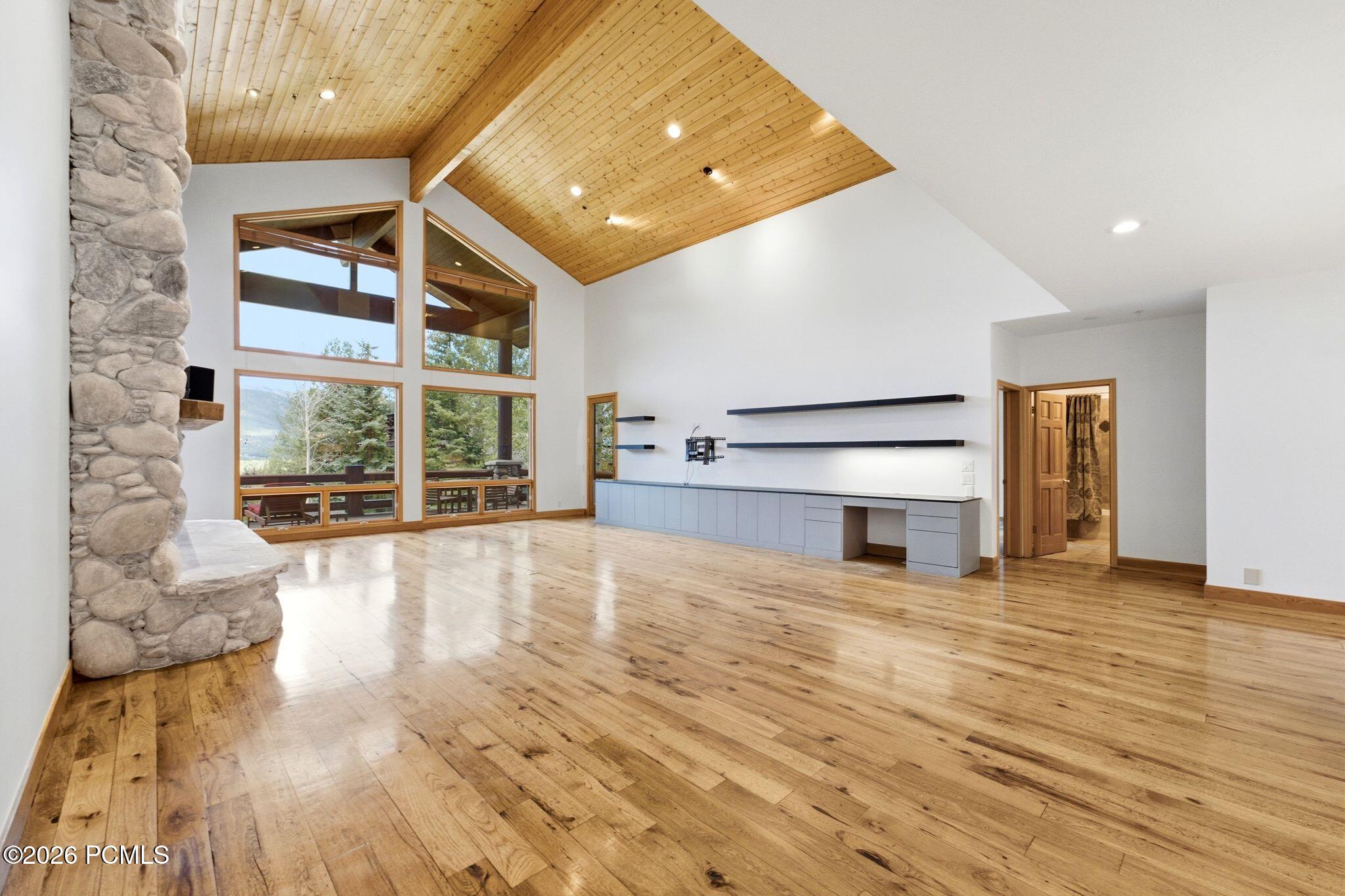 2505 Silver Cloud Drive