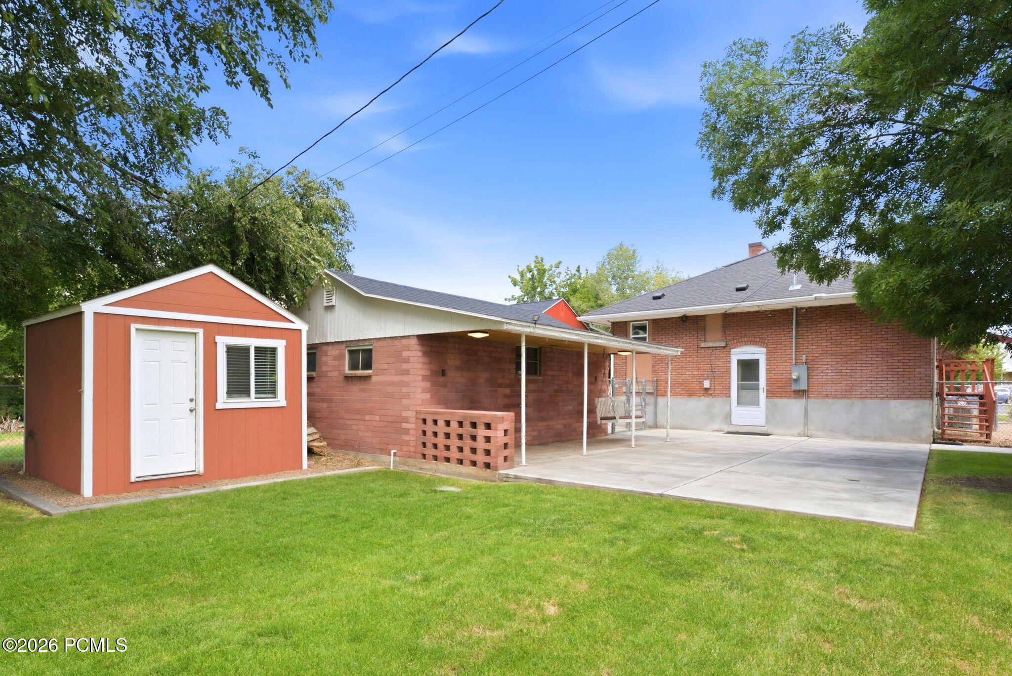 633 W 500 North