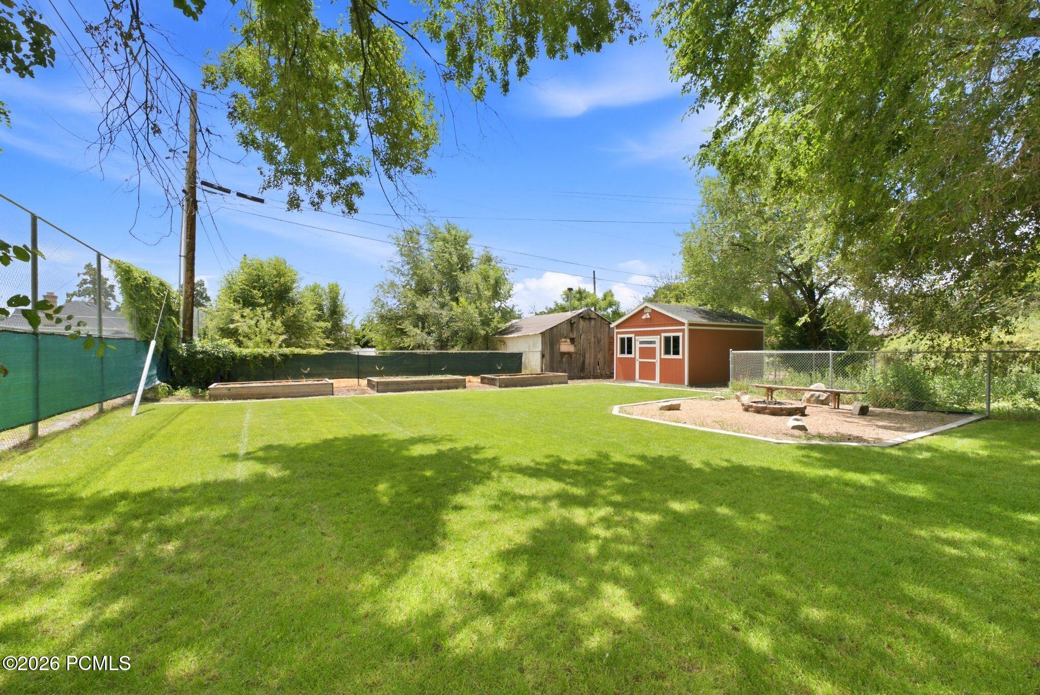633 W 500 North