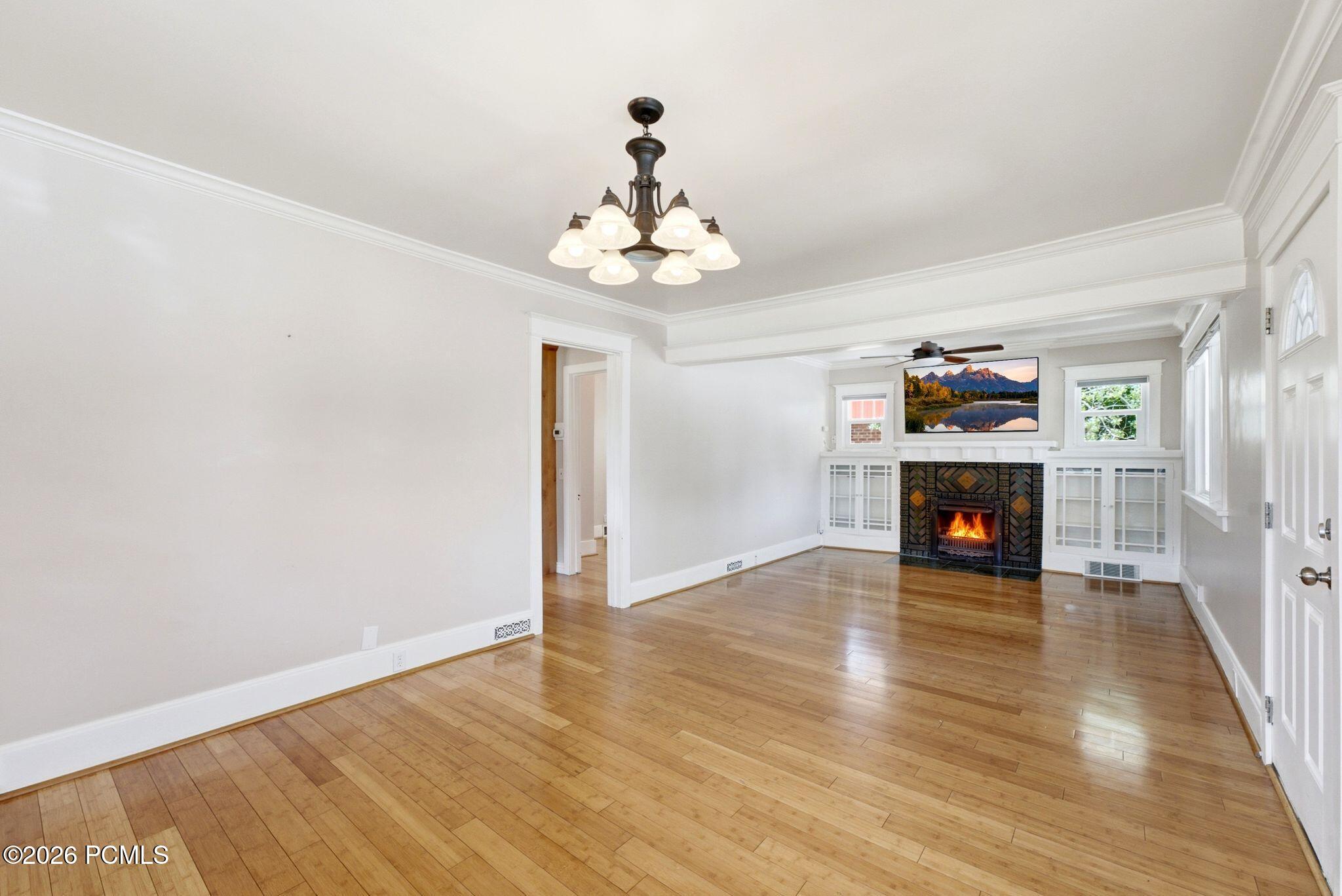 633 W 500 North