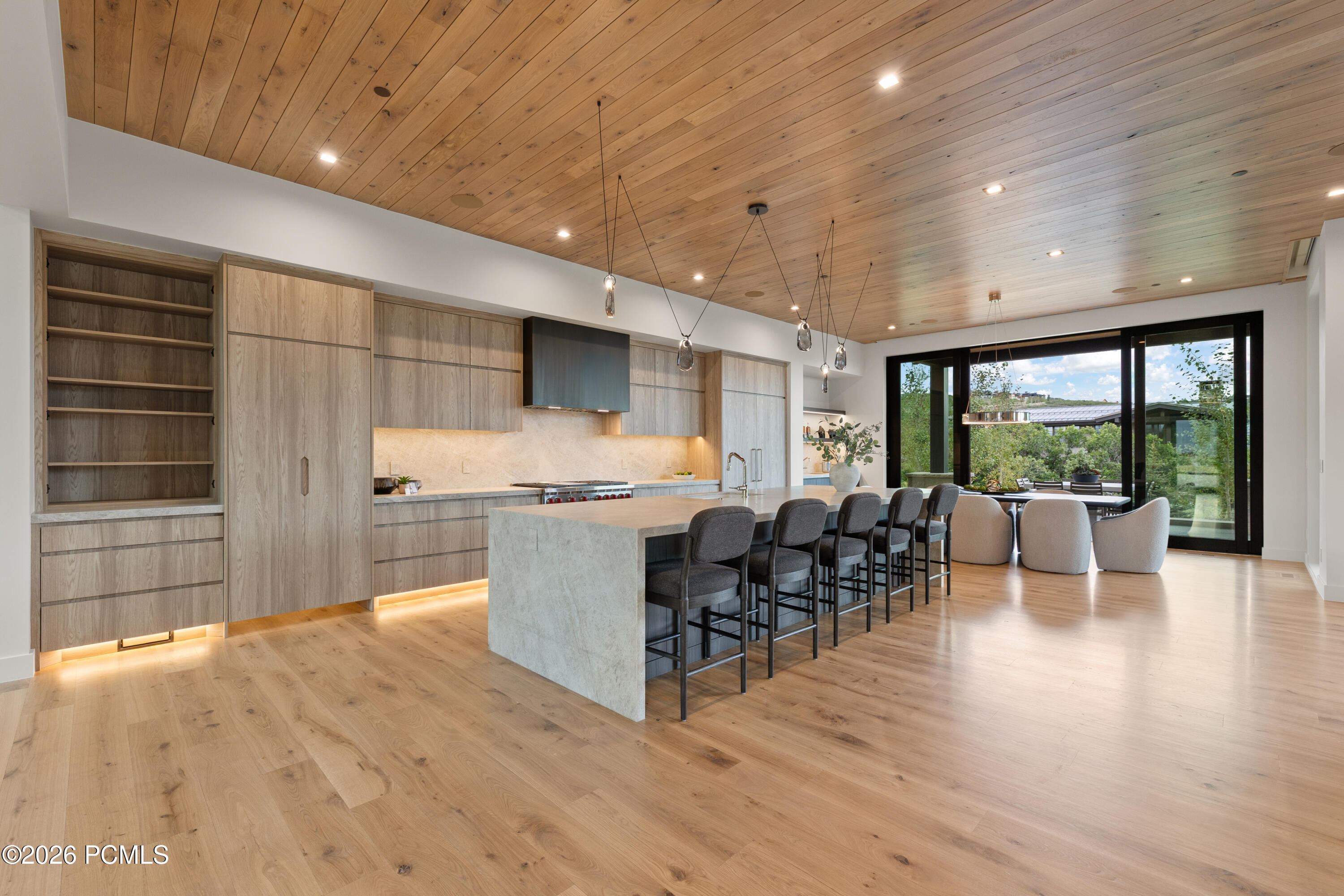 2022 E Painted Bluff Circle