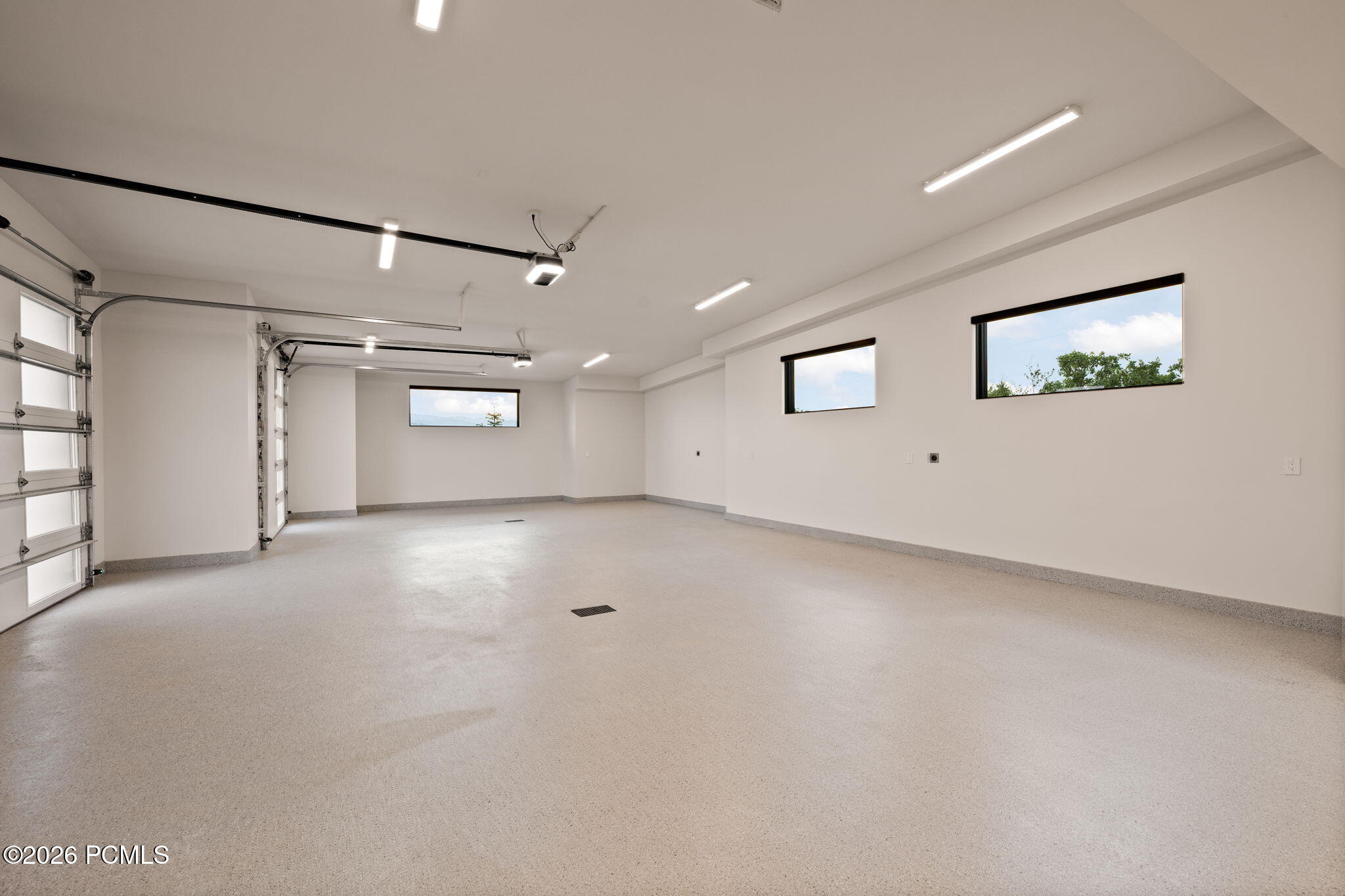 2022 E Painted Bluff Circle