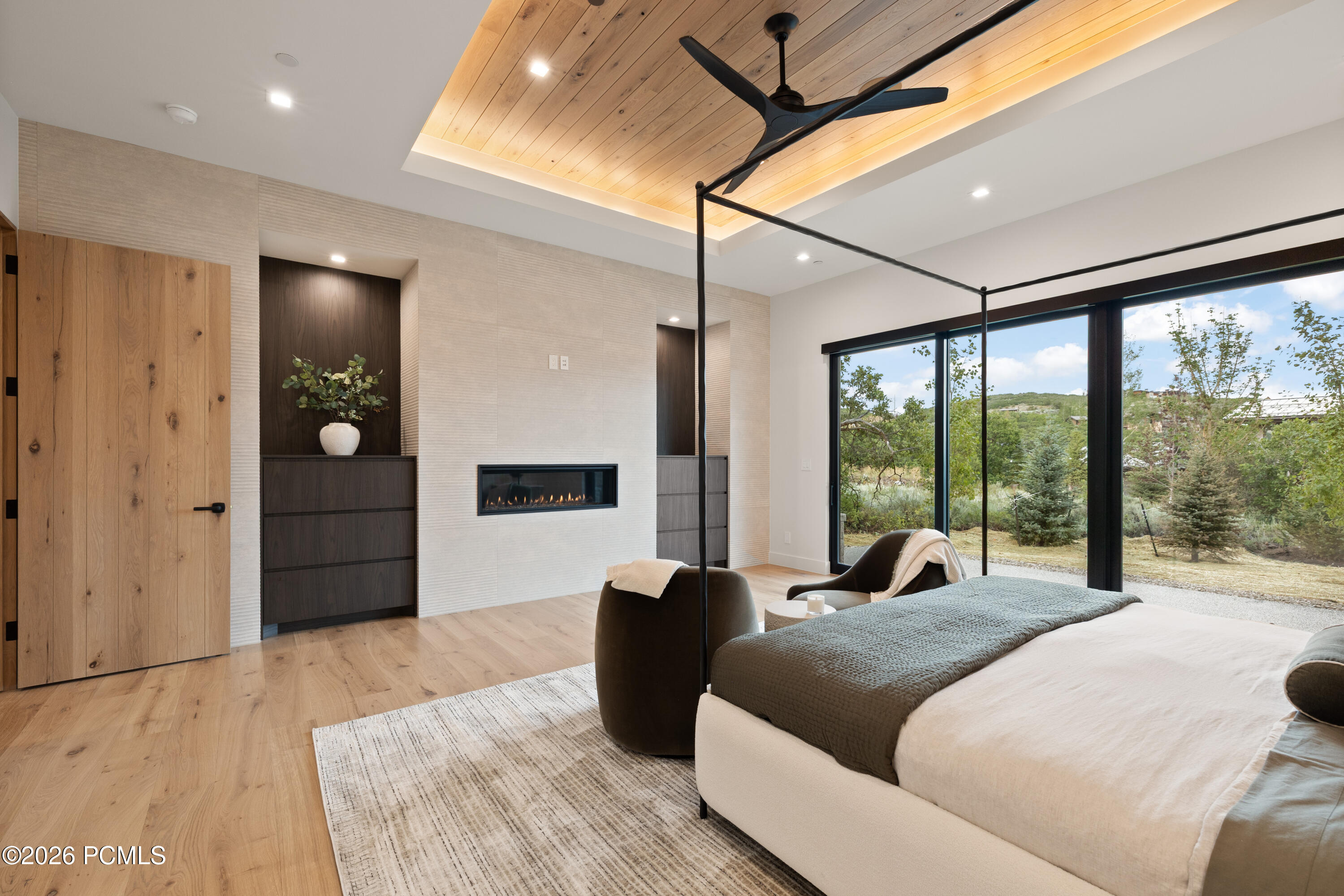 2022 E Painted Bluff Circle