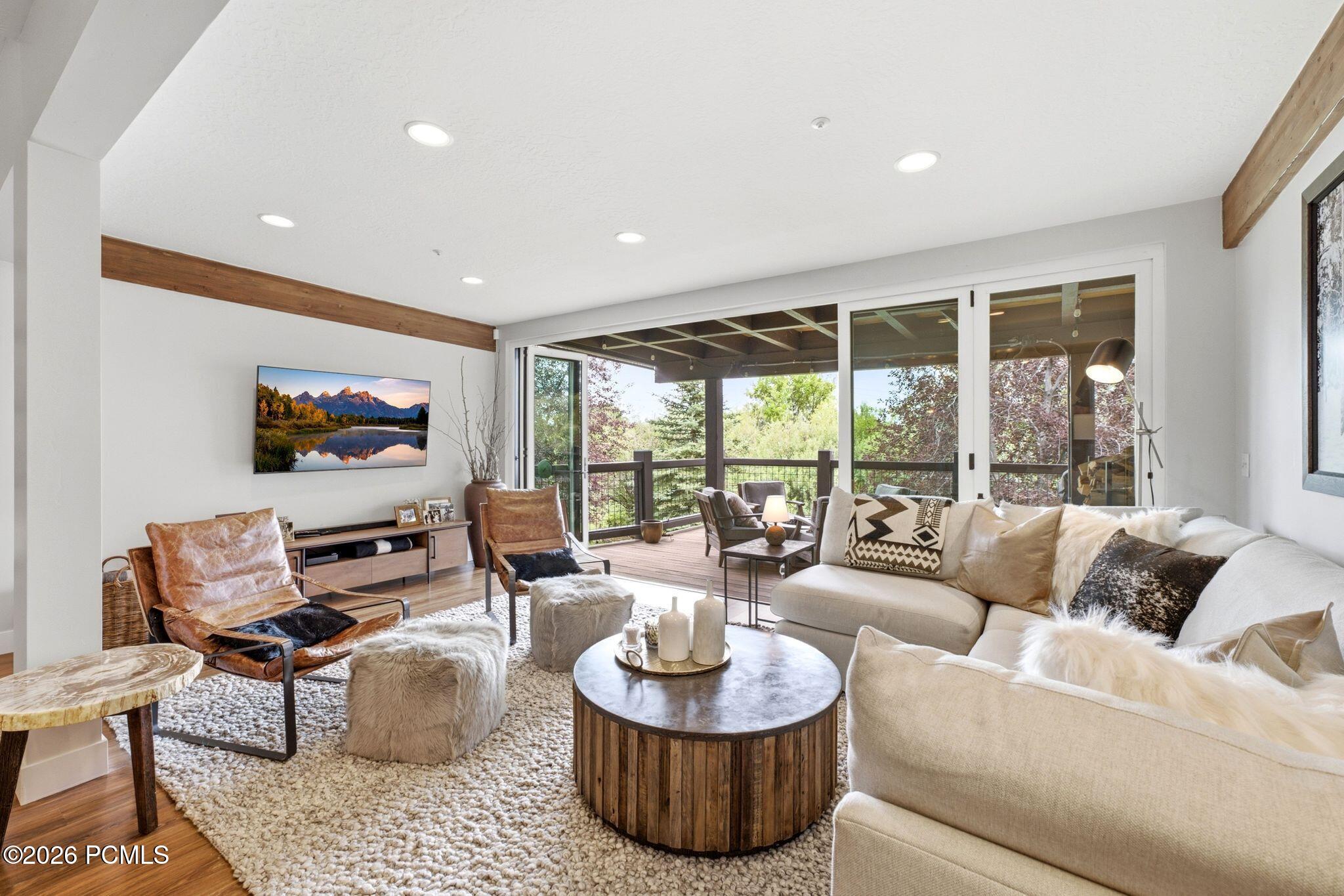 2264 Jupiter View Drive 5