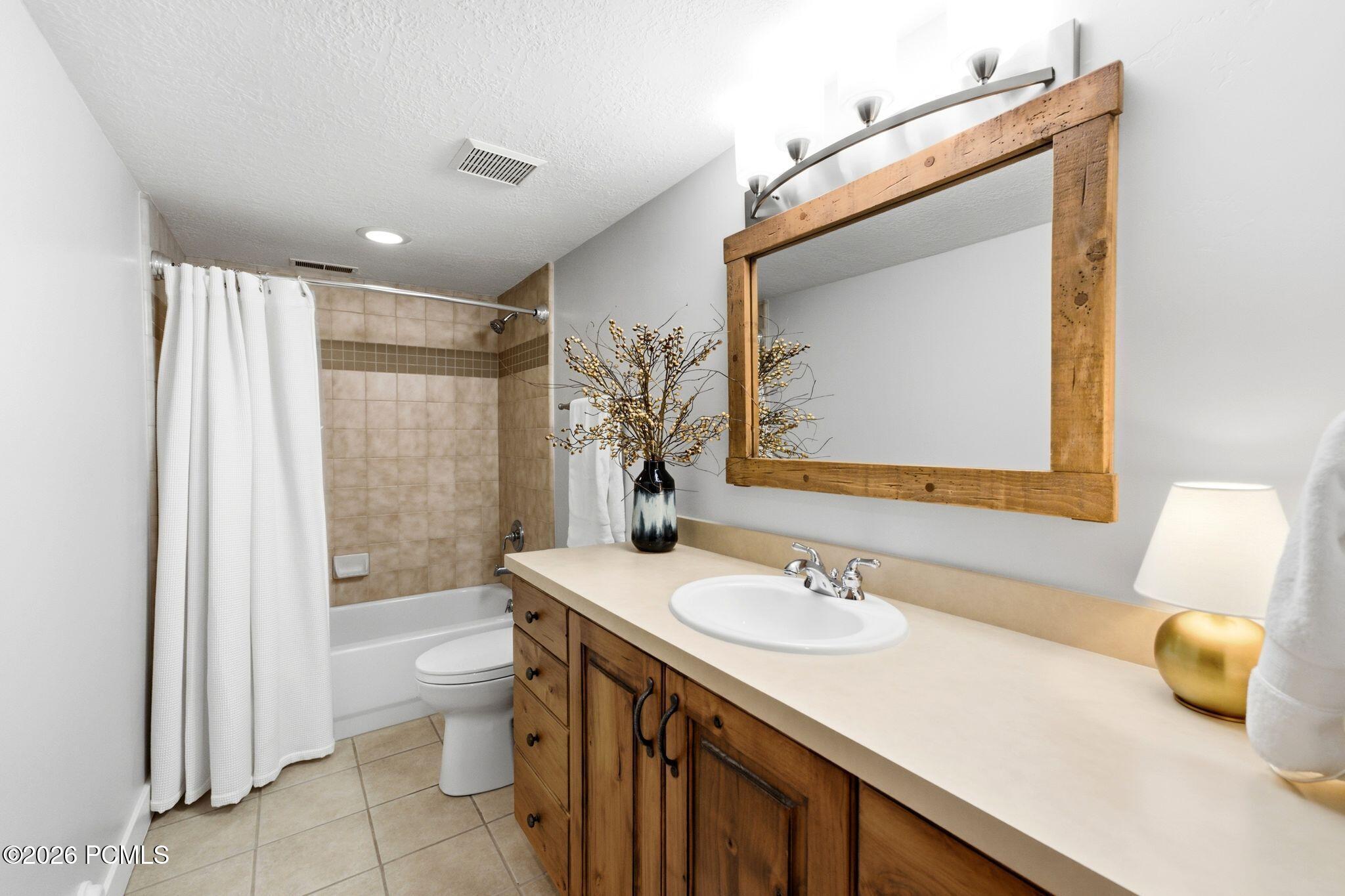 2264 Jupiter View Drive 5