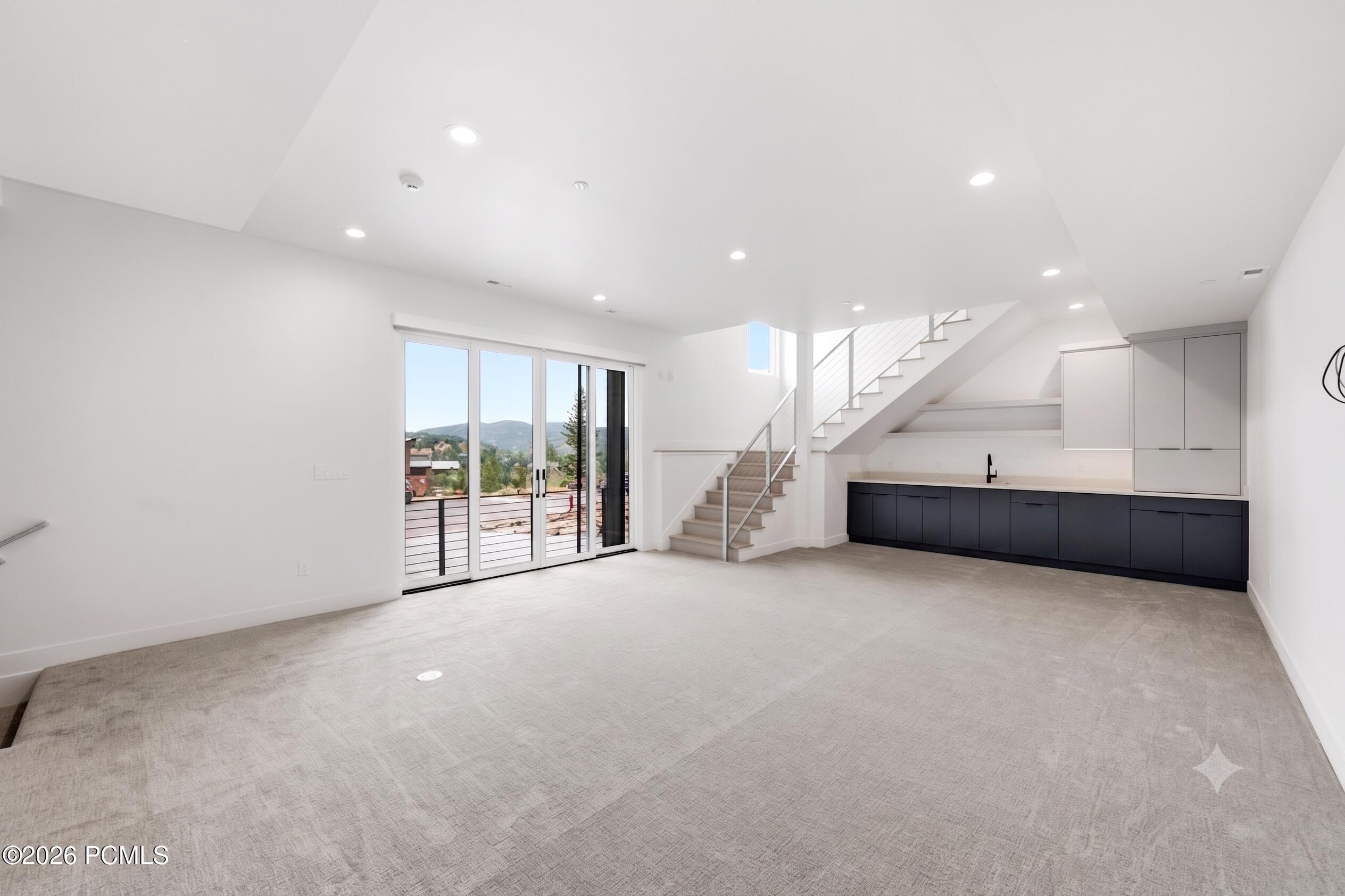 4037 W Crest Court