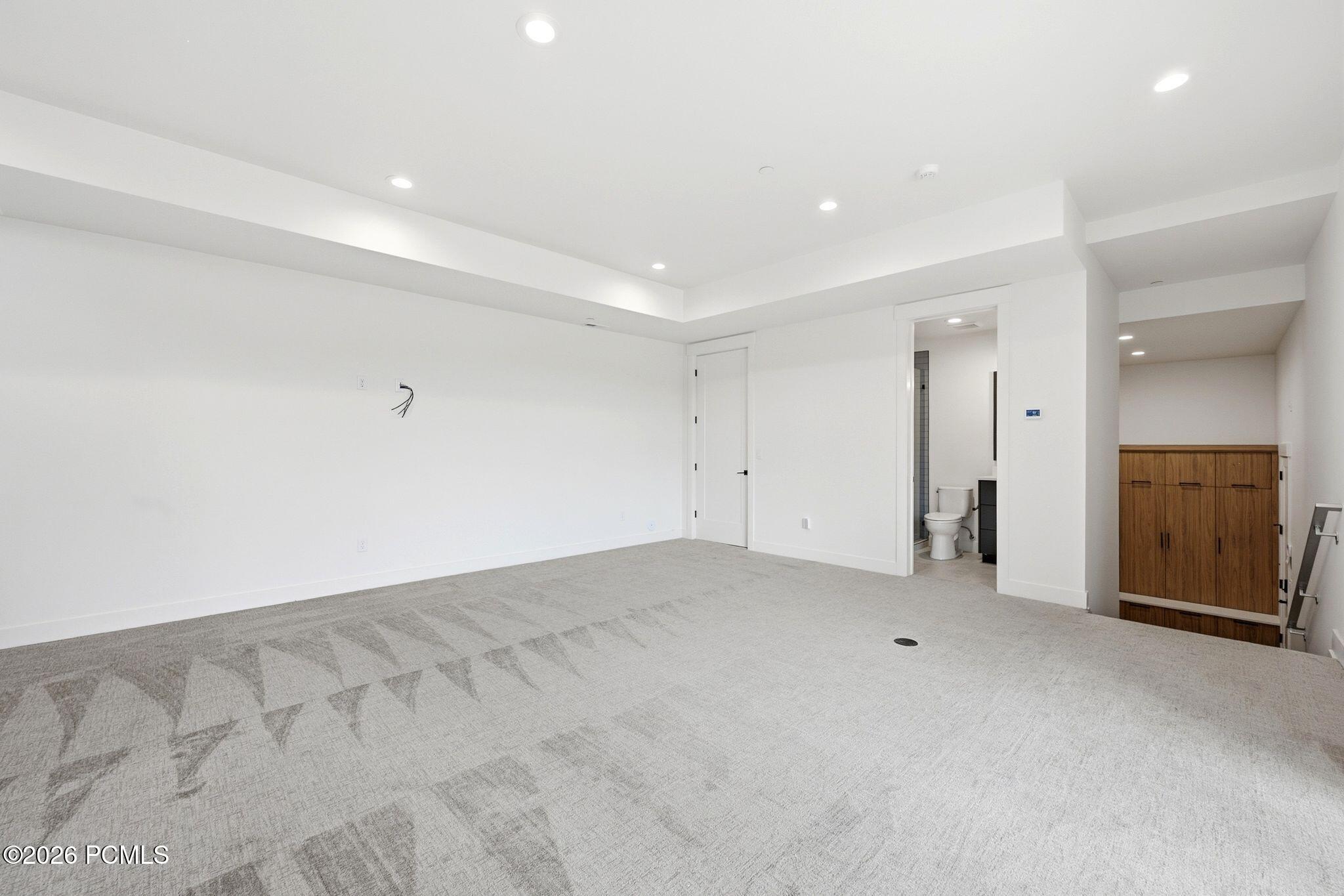 4037 W Crest Court