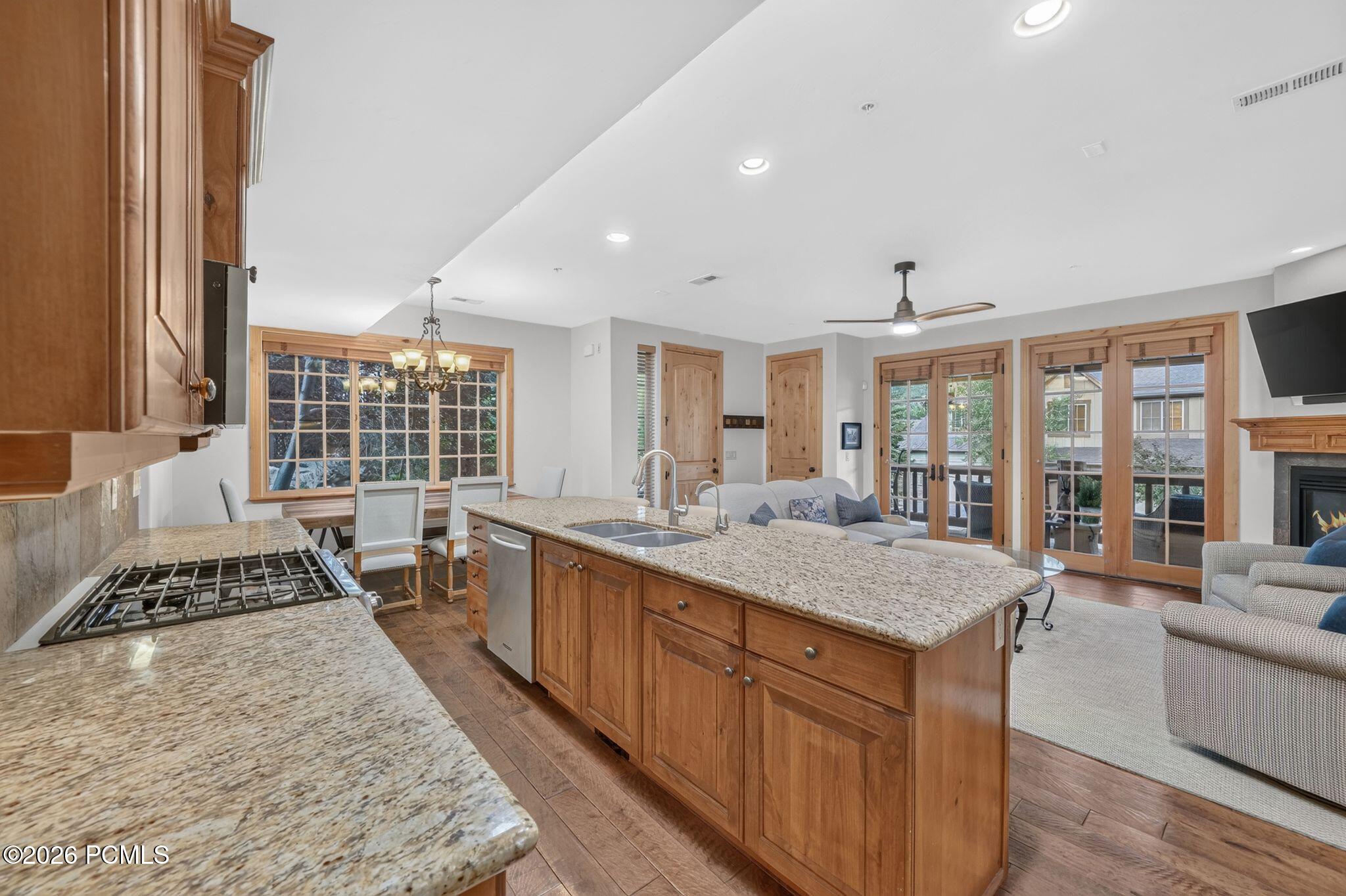 3001 Canyon Links Drive