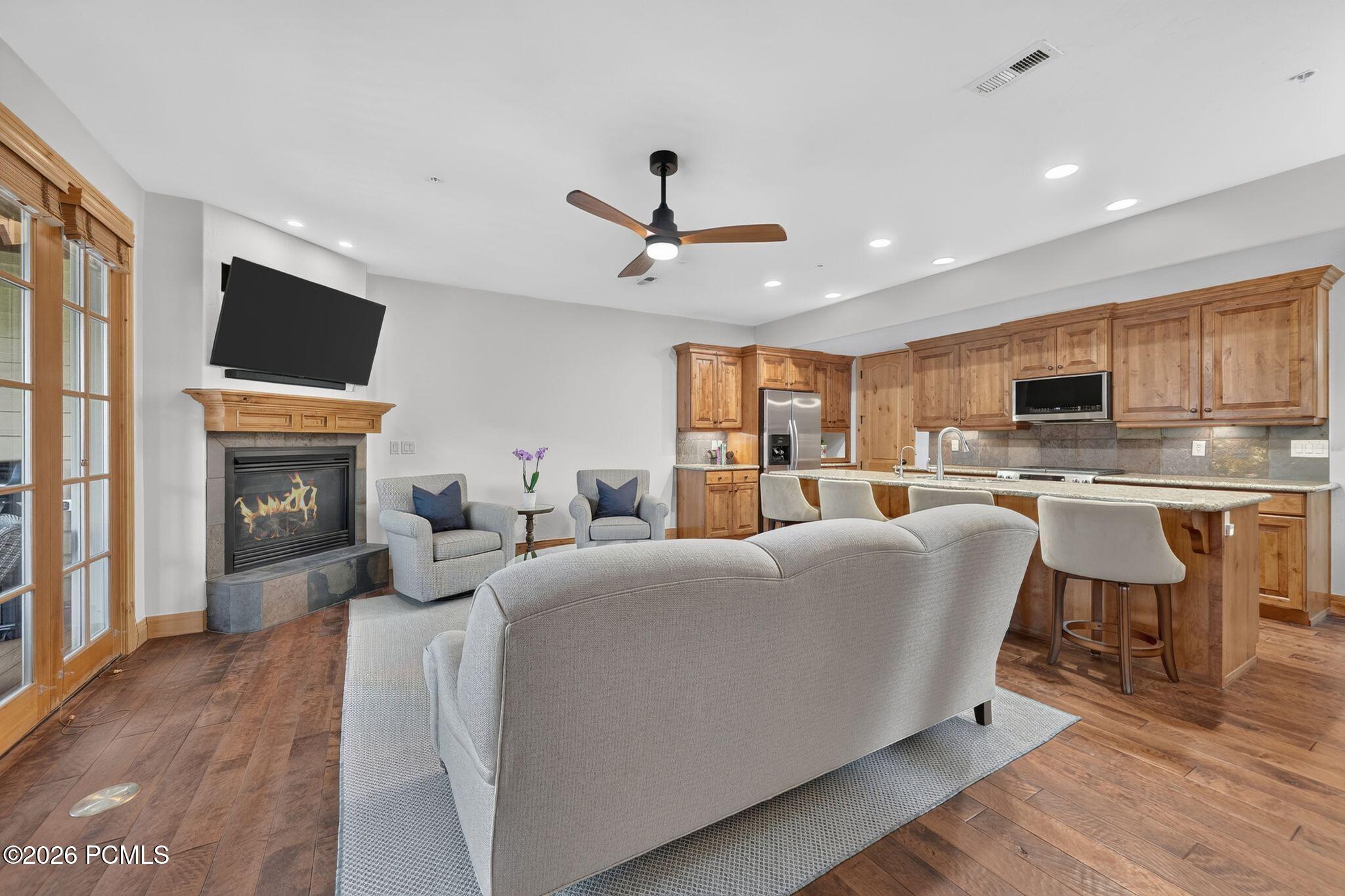 3001 Canyon Links Drive