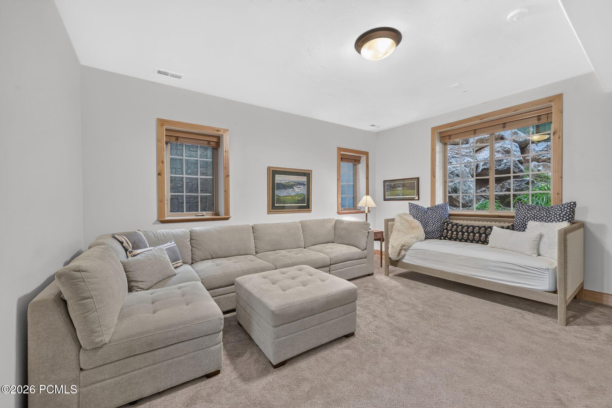 3001 Canyon Links Drive