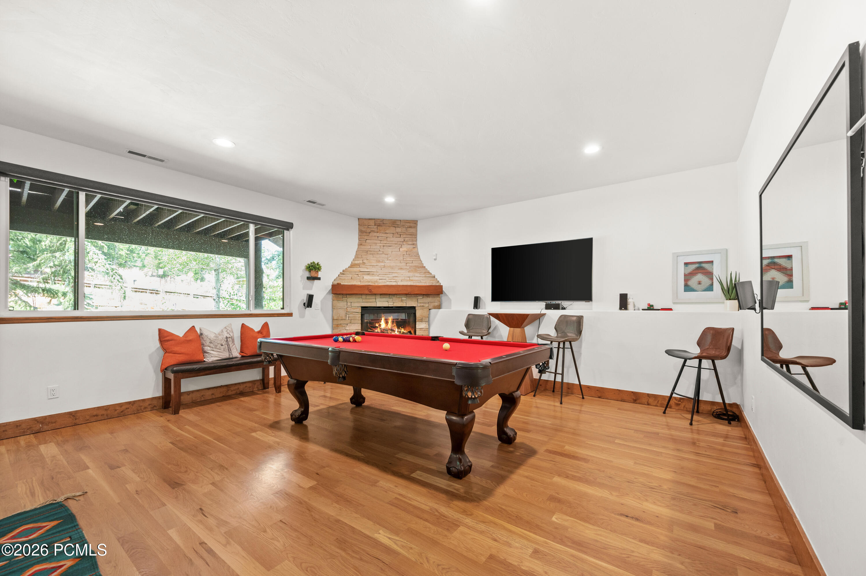 595 Parkview Drive