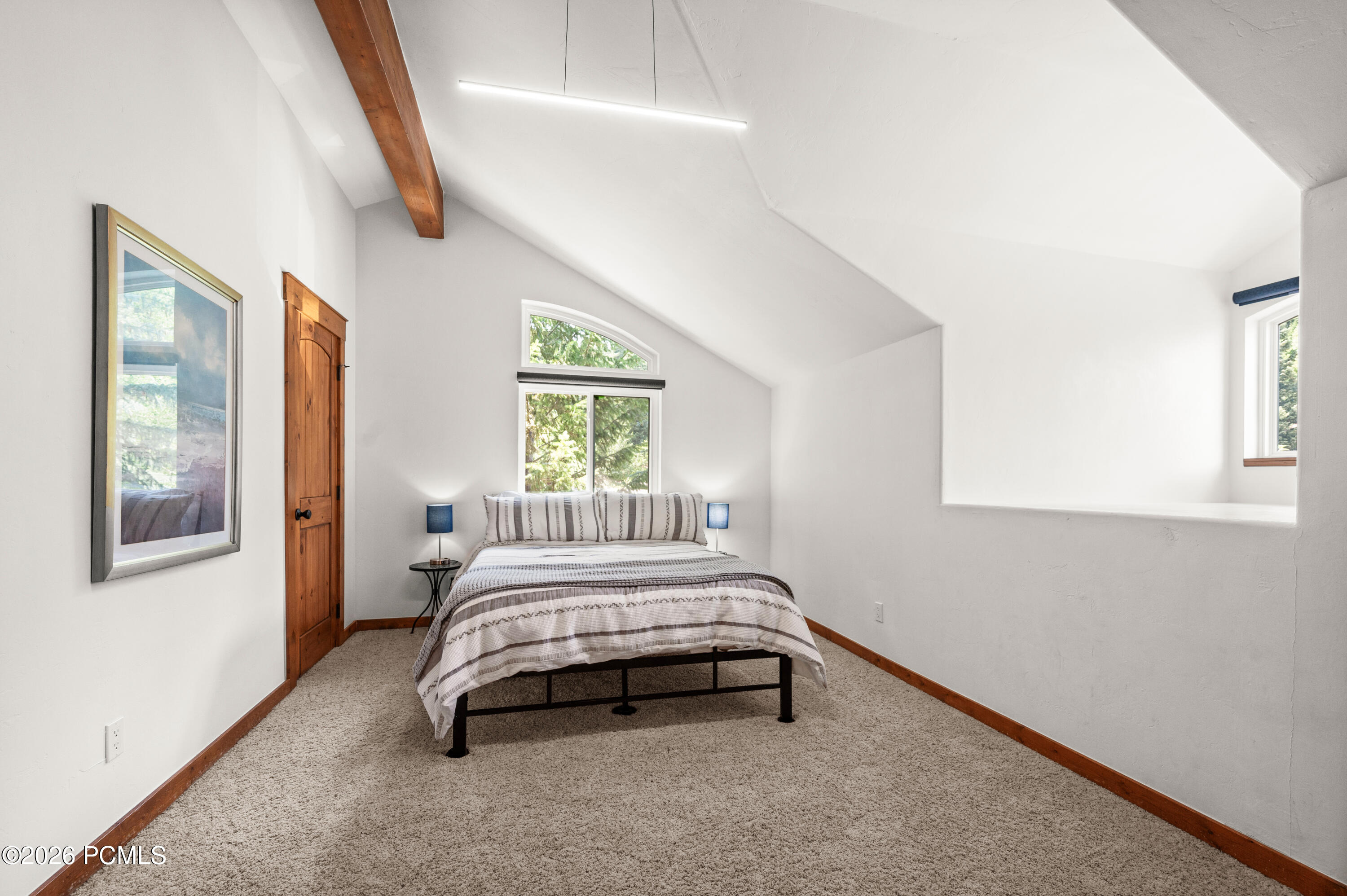 595 Parkview Drive