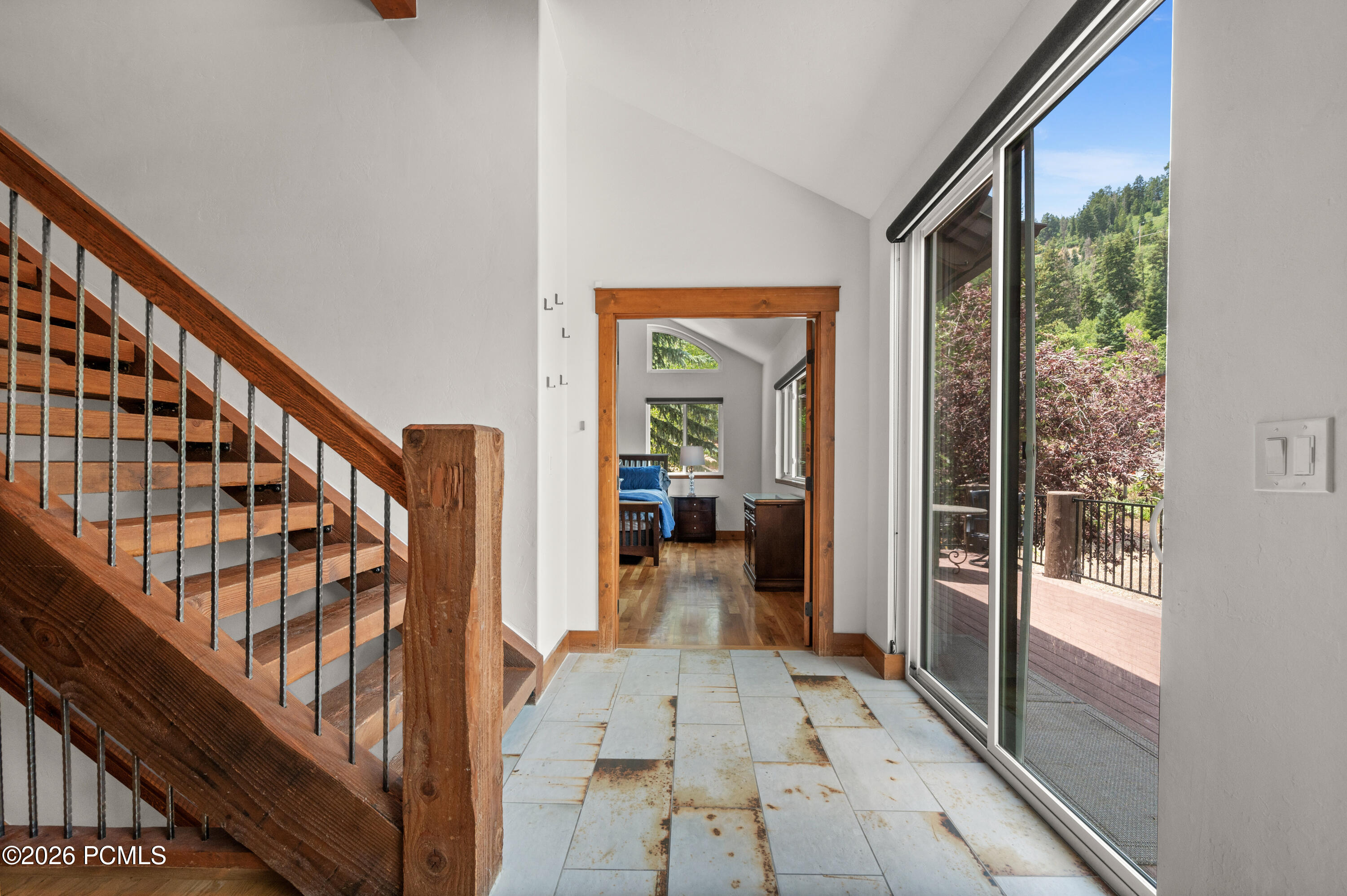 595 Parkview Drive