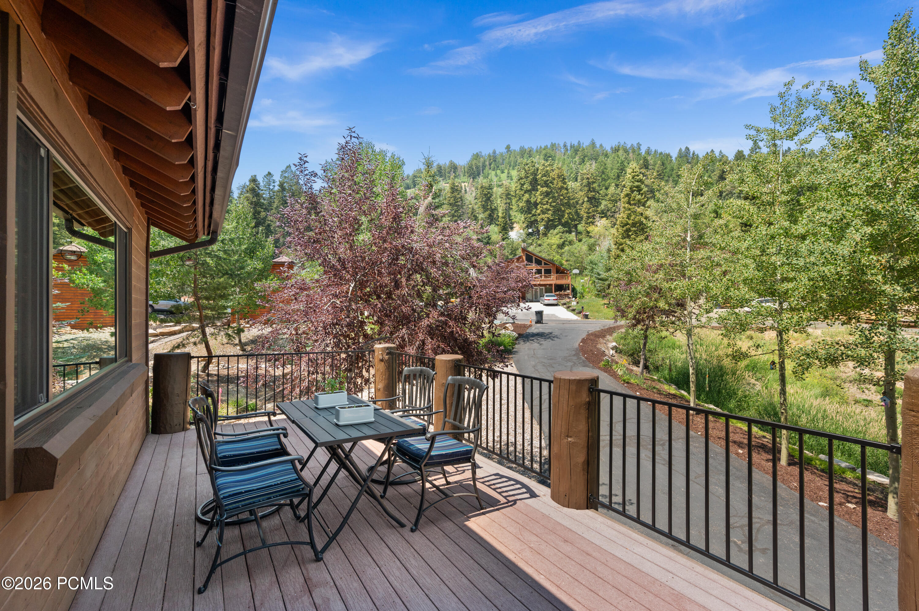595 Parkview Drive