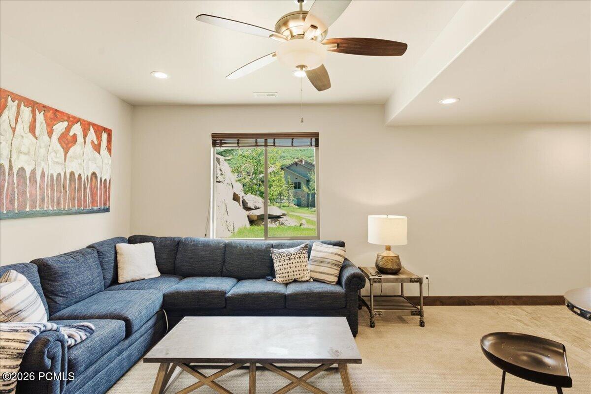 1138 W Cadence Court