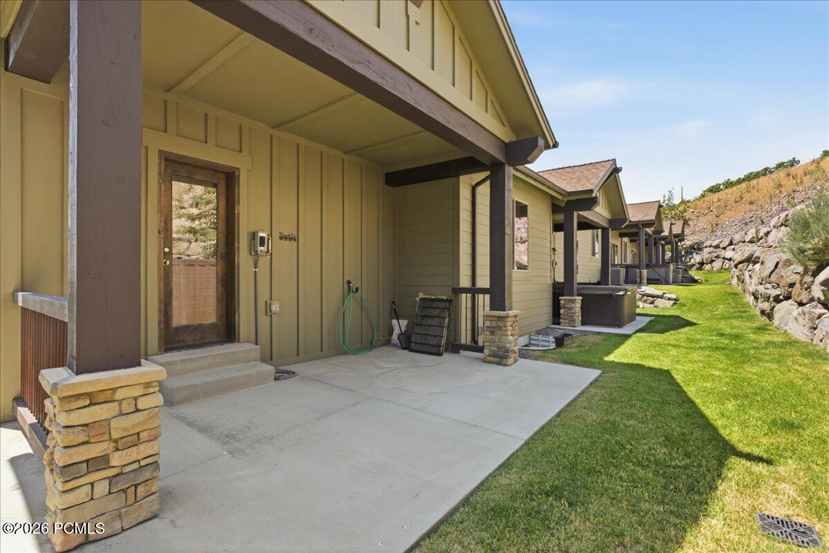 1138 W Cadence Court