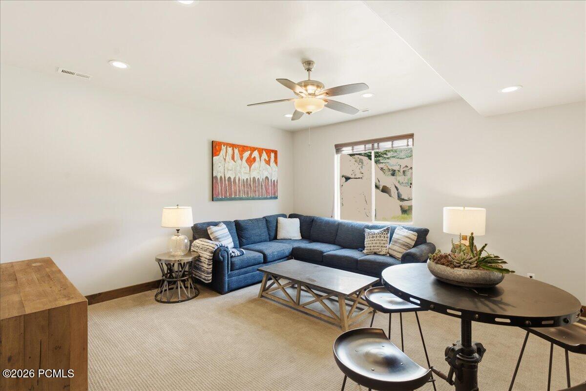 1138 W Cadence Court