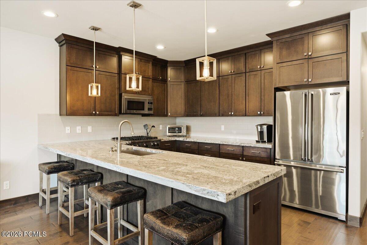 1138 W Cadence Court