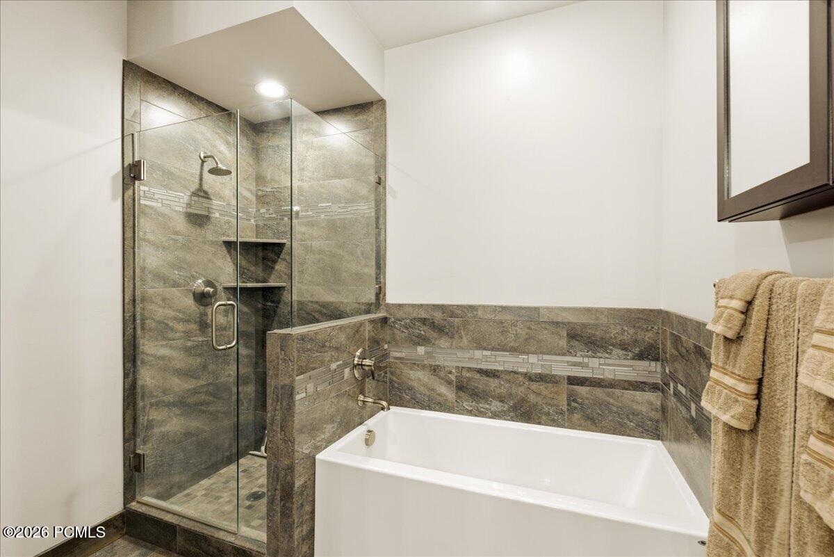 1138 W Cadence Court