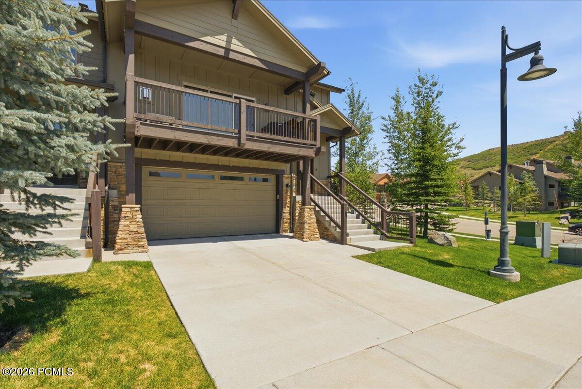1138 W Cadence Court