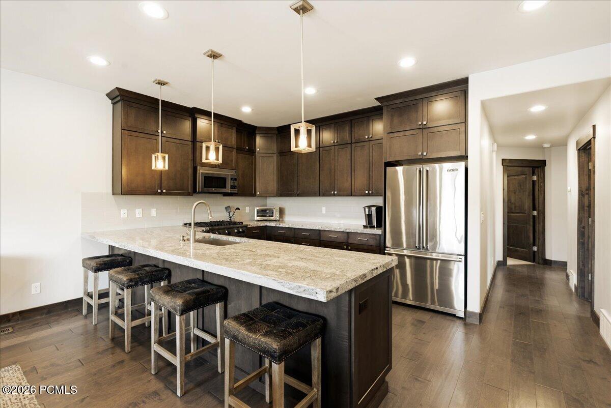 1138 W Cadence Court