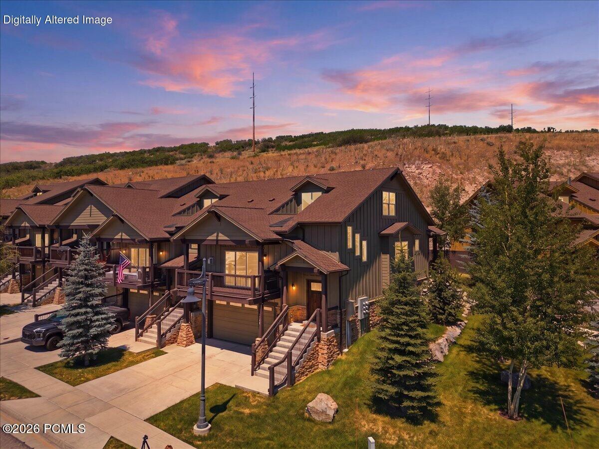 1138 W Cadence Court