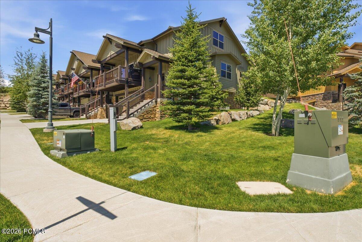1138 W Cadence Court