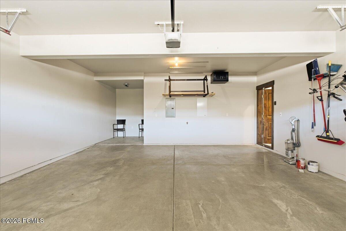 1138 W Cadence Court