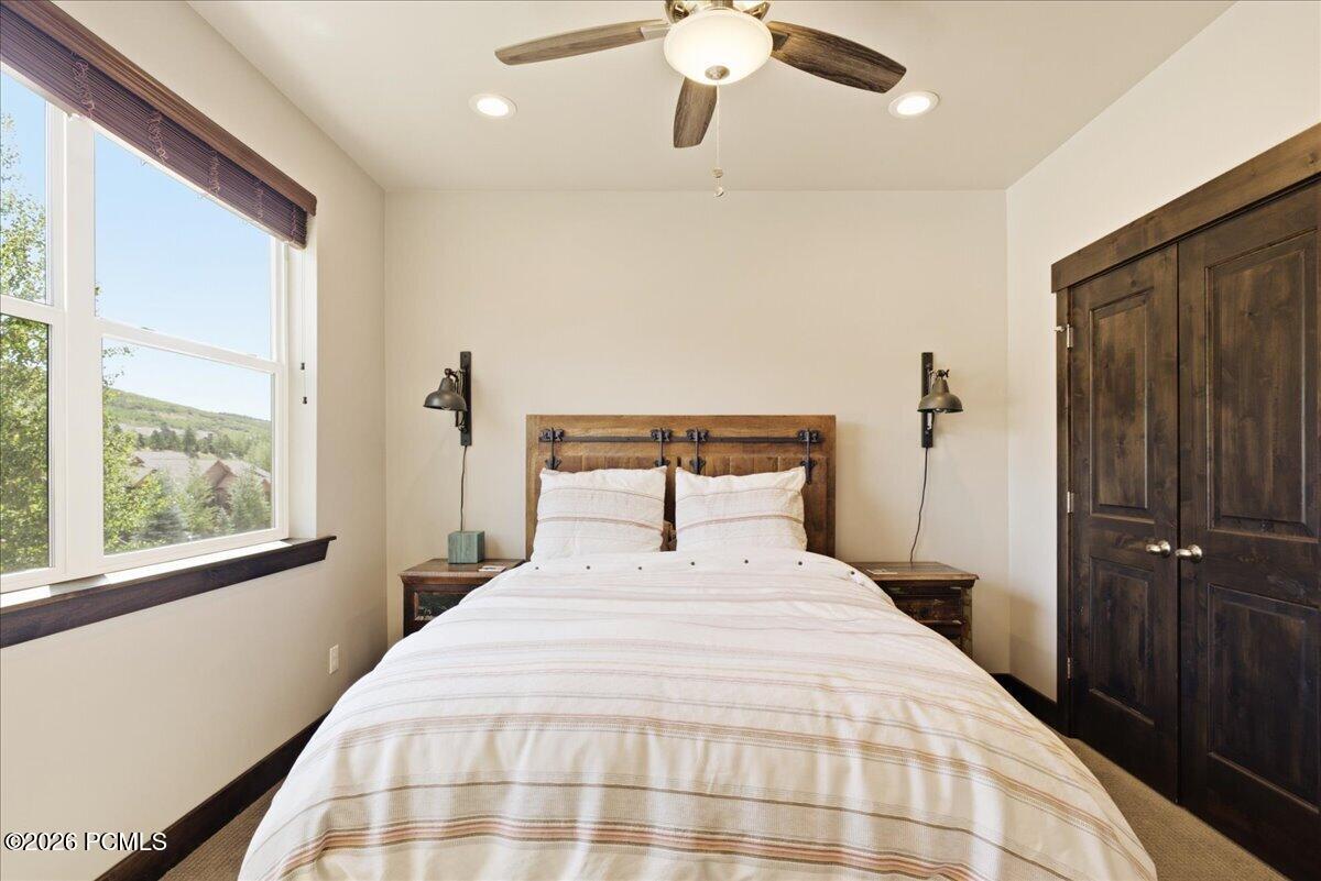 1138 W Cadence Court